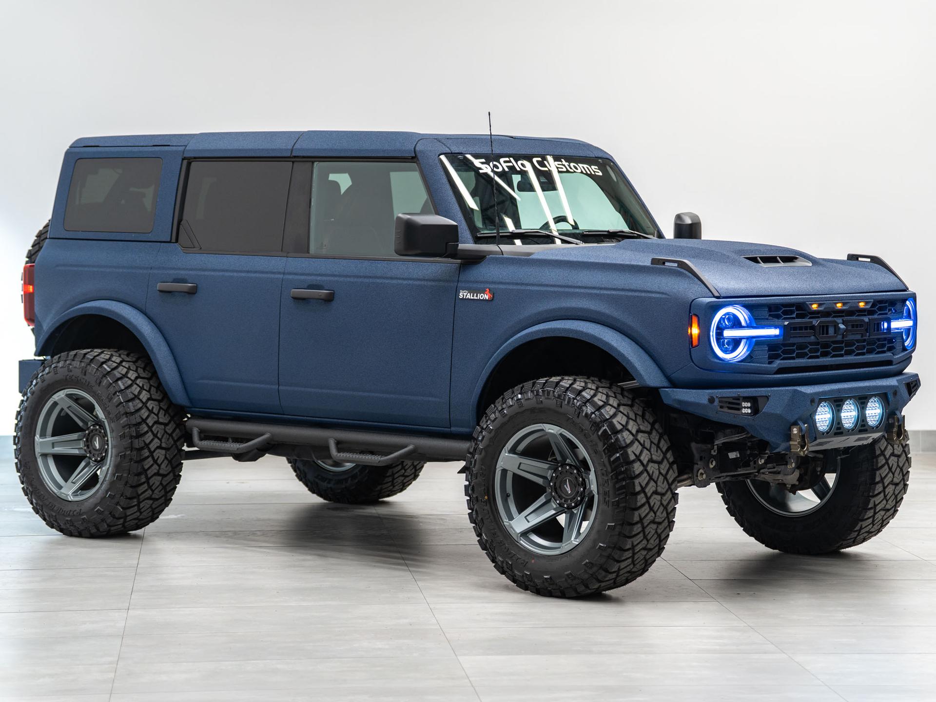 2026 FORD BRONCO 4X4 in Blue, photo 3 of 59