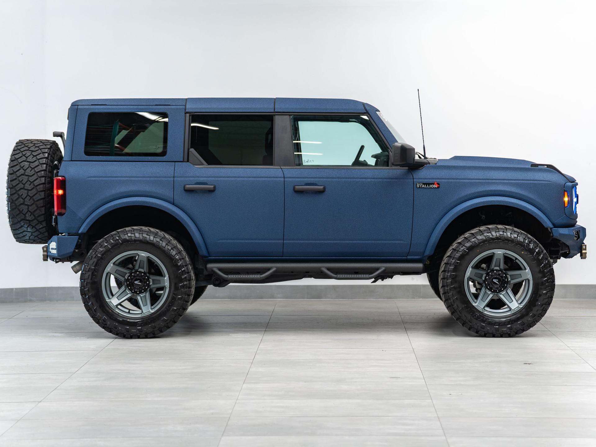 2026 FORD BRONCO 4X4 in Blue, photo 13 of 59