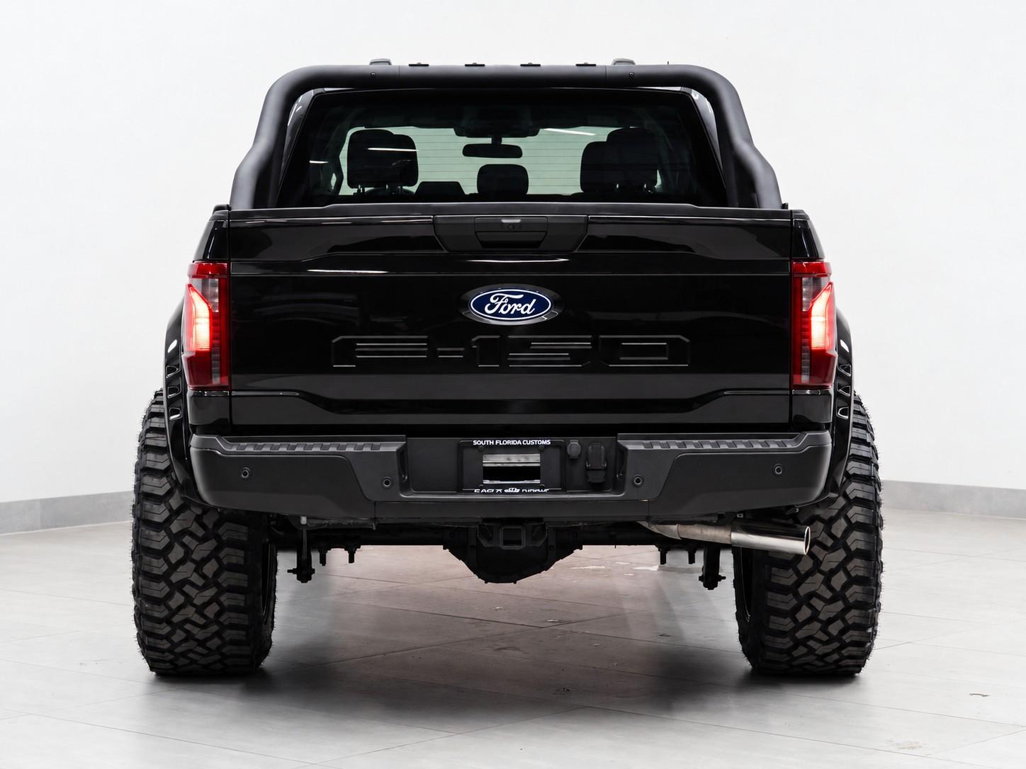 2025 FORD F-150 4X4 in Agate Black Metallic, photo 7 of 17
