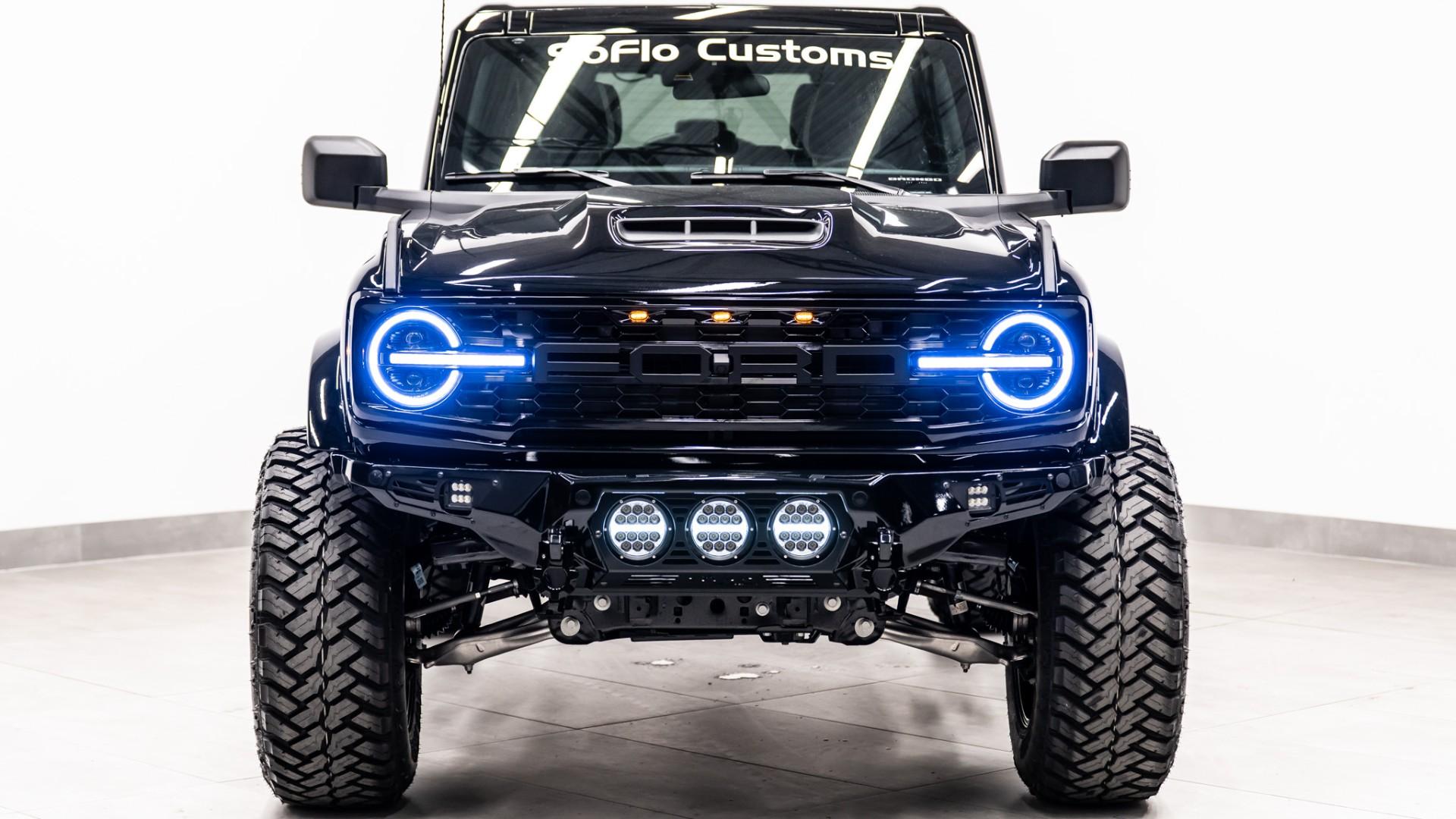 2026 FORD BRONCO 4X4 in Black, photo 2 of 41