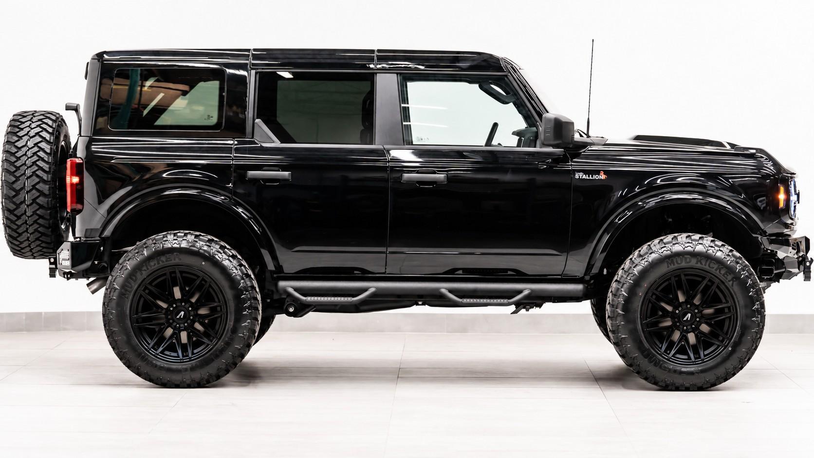 2026 FORD BRONCO 4X4 in Black, photo 11 of 41