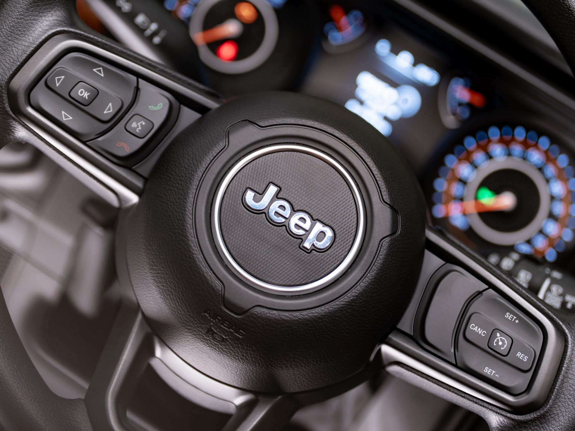 2026 JEEP WRANGLER 4X4 in Tan, photo 29 of 42