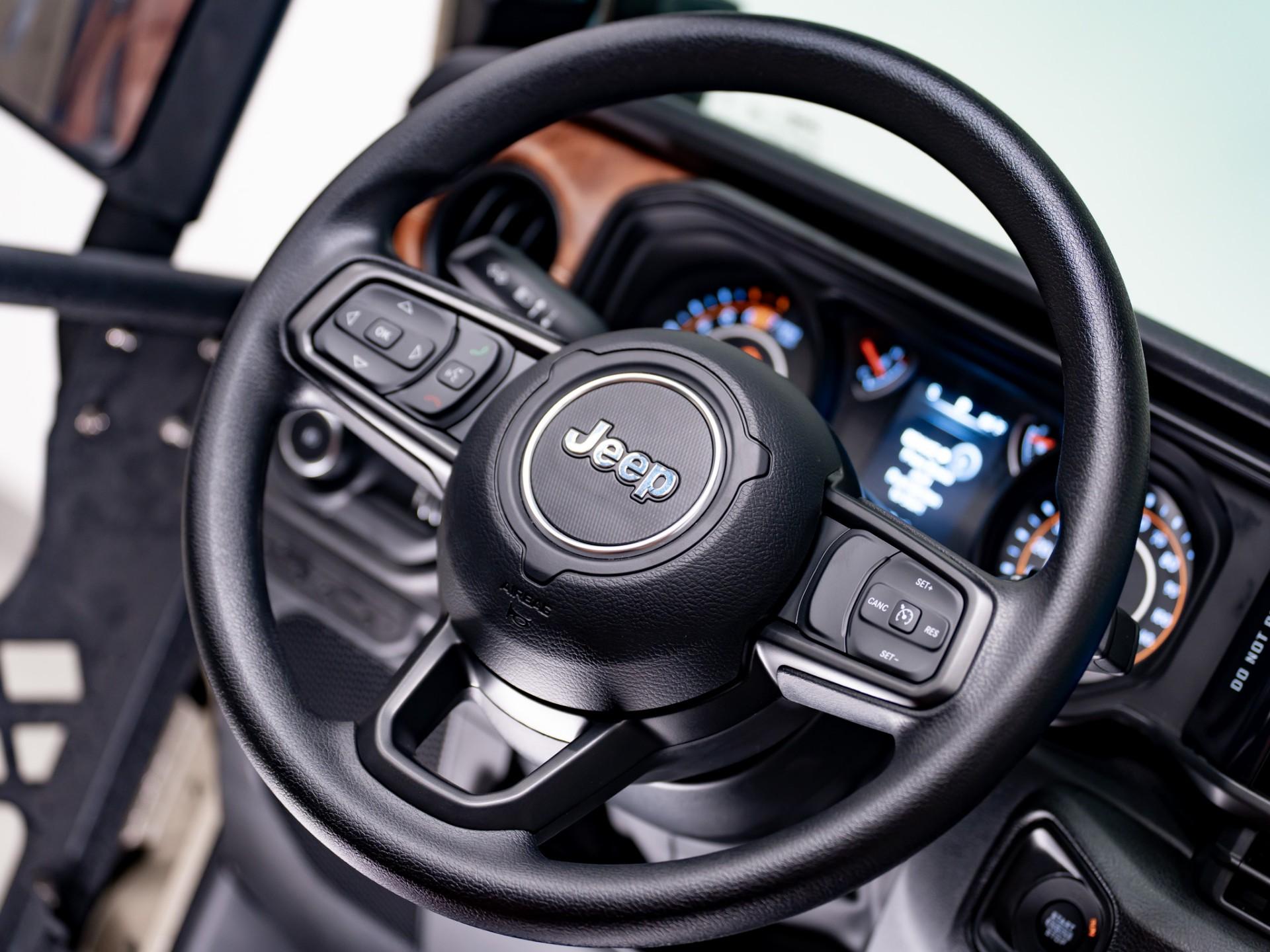 2026 JEEP WRANGLER 4X4 in Tan, photo 28 of 42