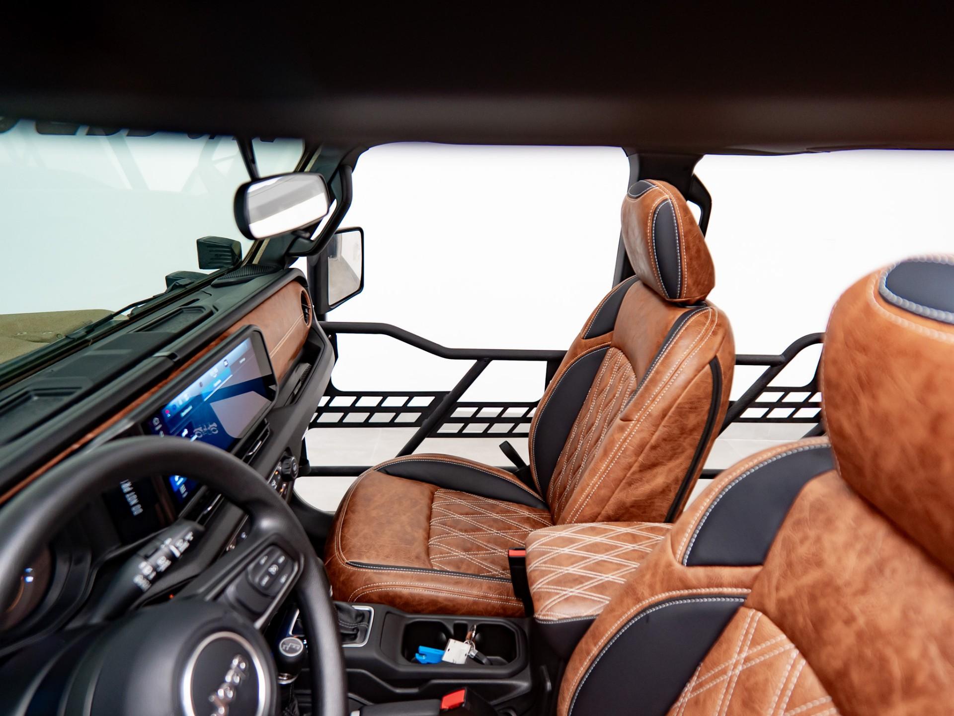 2026 JEEP WRANGLER 4X4 in Tan, photo 17 of 42