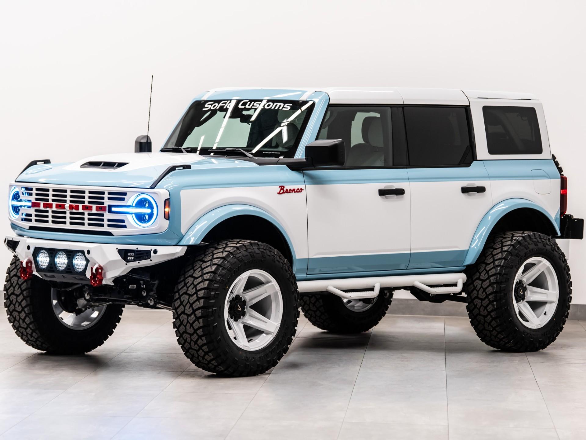 2026 FORD BRONCO 4X4 in Blue, photo 10 of 57