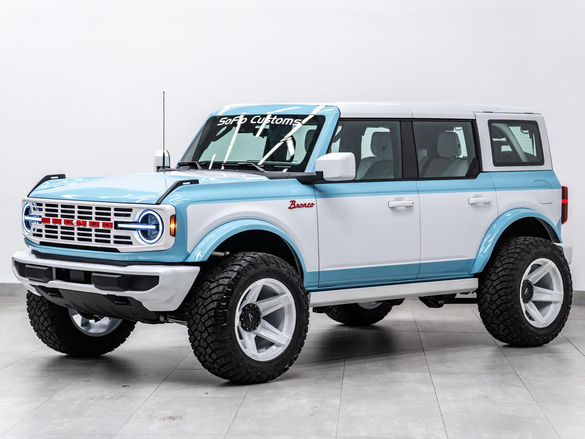 2026 FORD BRONCO 4X4 in Blue, photo 6 of 60