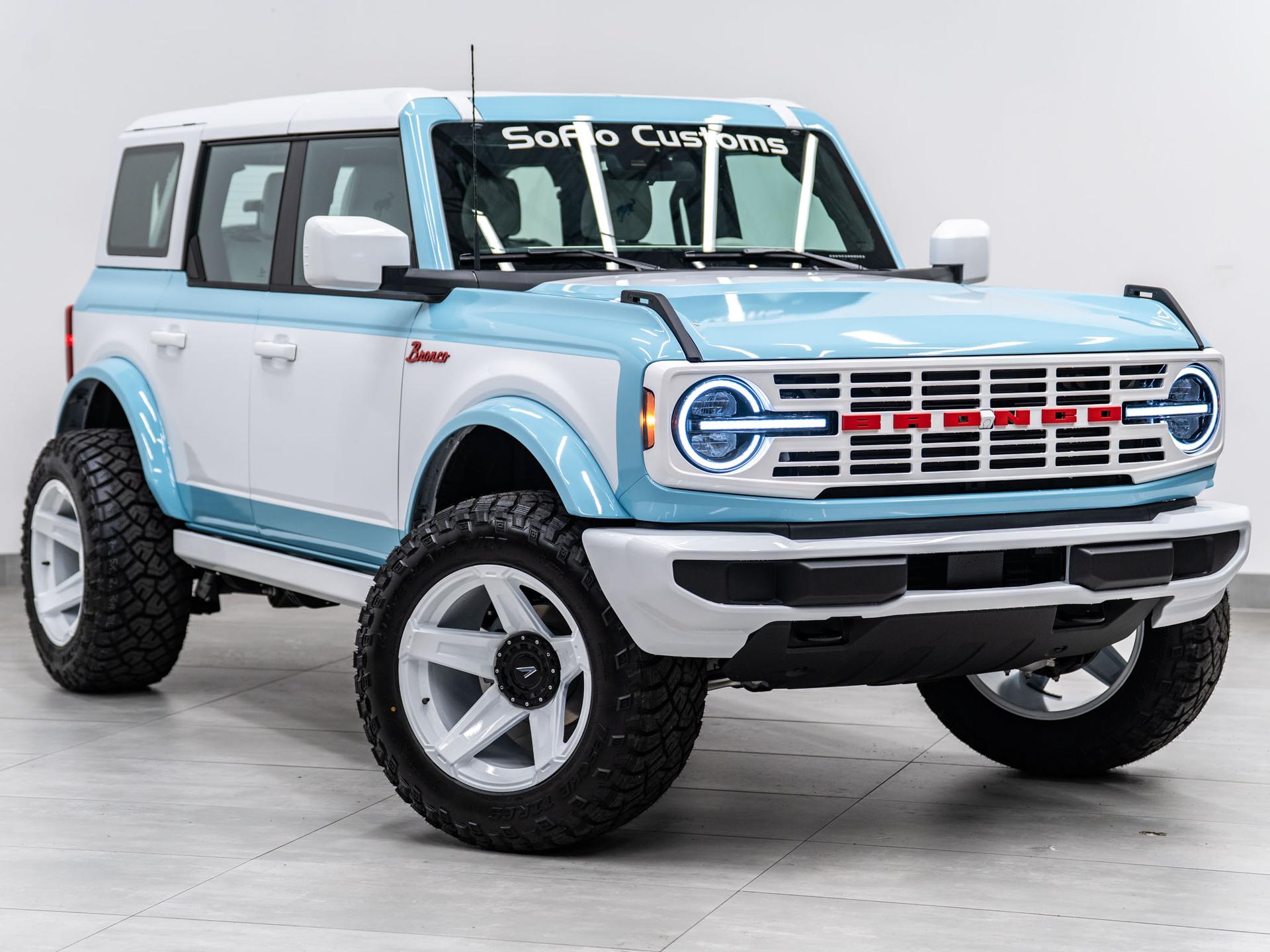 2026 FORD BRONCO 4X4 in Blue, photo 9 of 60