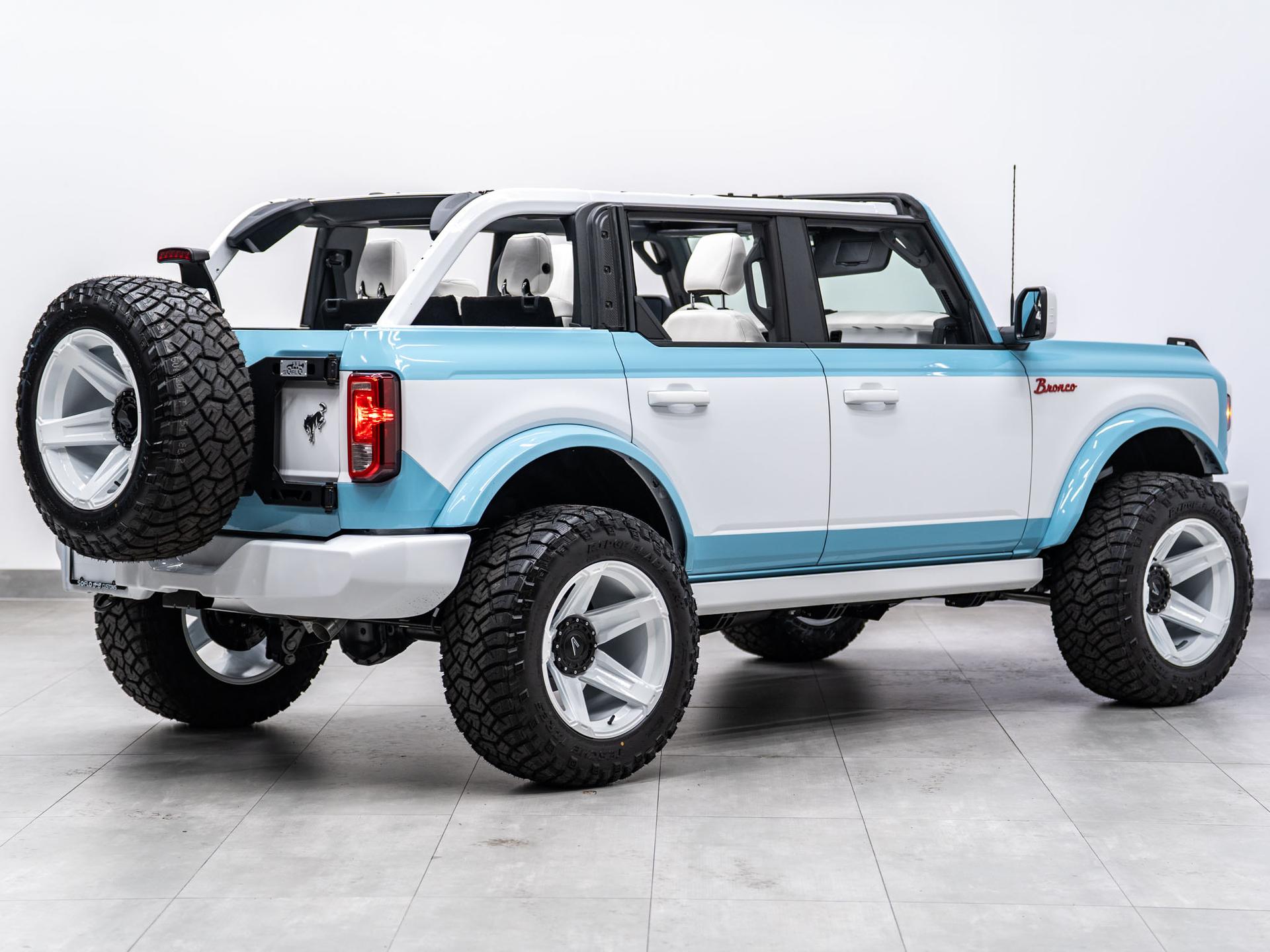 2026 FORD BRONCO 4X4 in Blue, photo 25 of 60