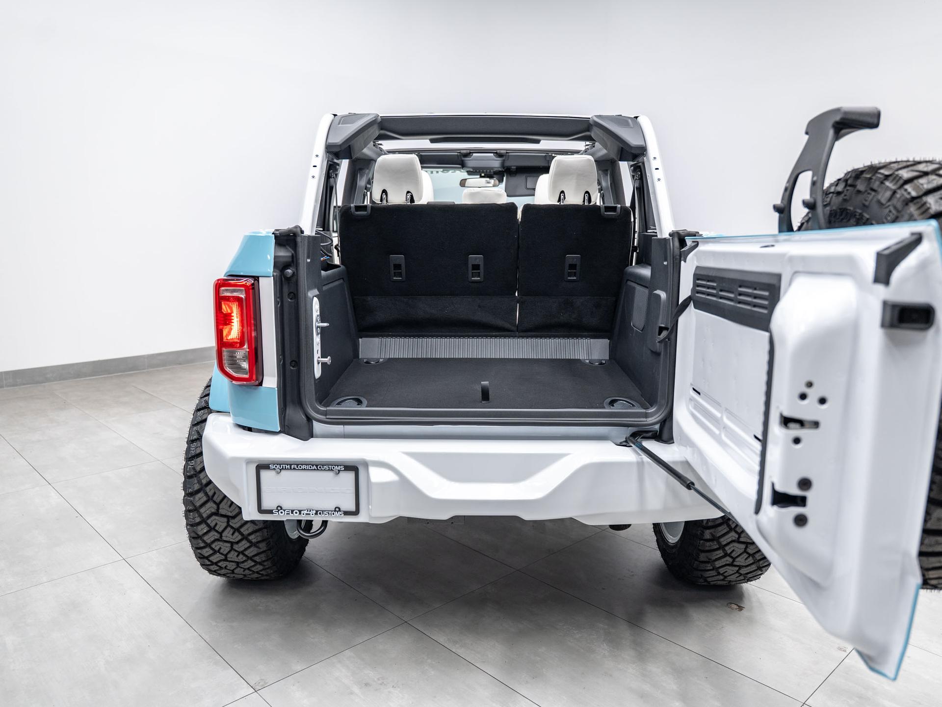 2026 FORD BRONCO 4X4 in Blue, photo 24 of 60