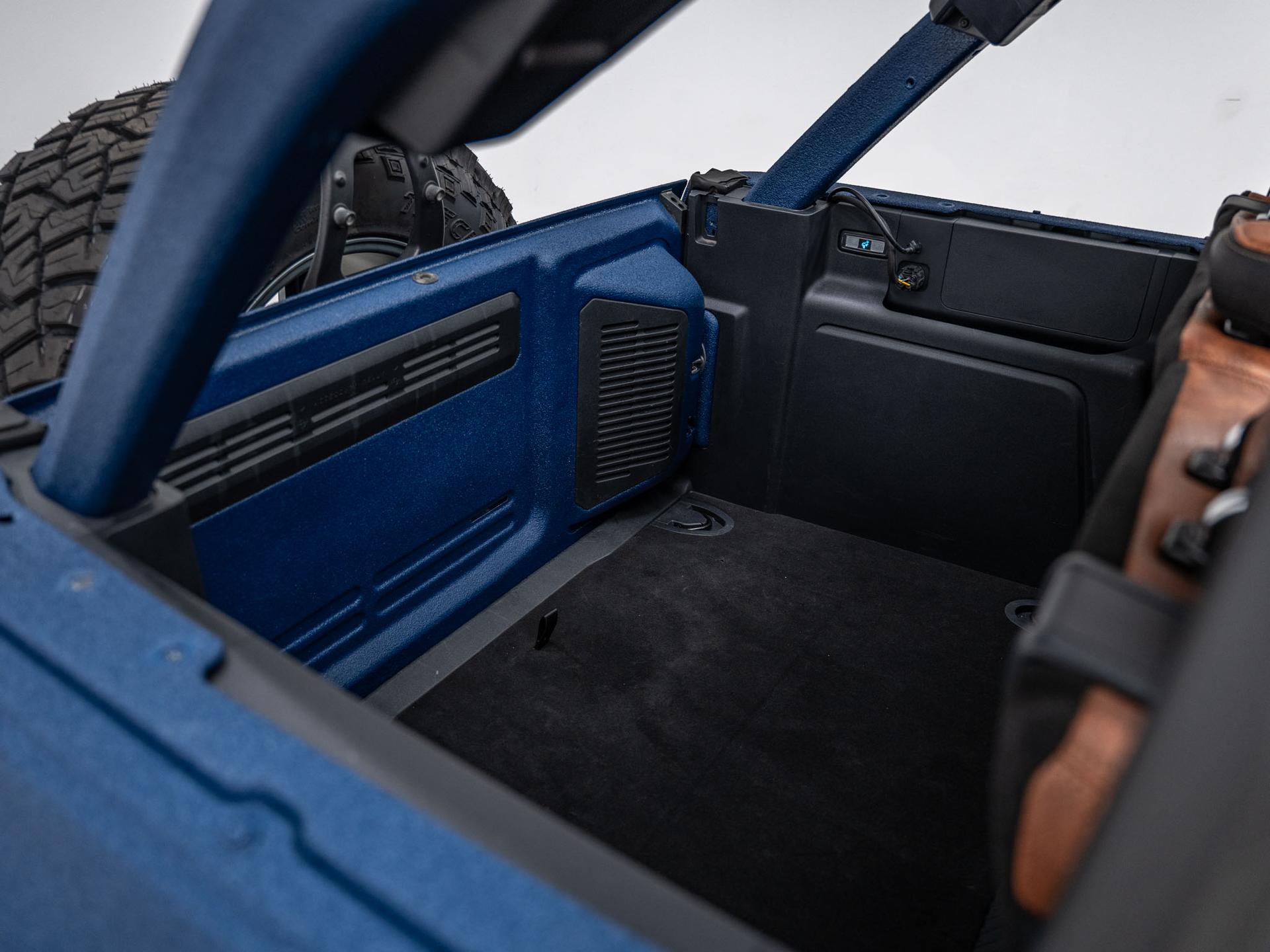 2026 FORD BRONCO 4X4 in Blue, photo 47 of 59