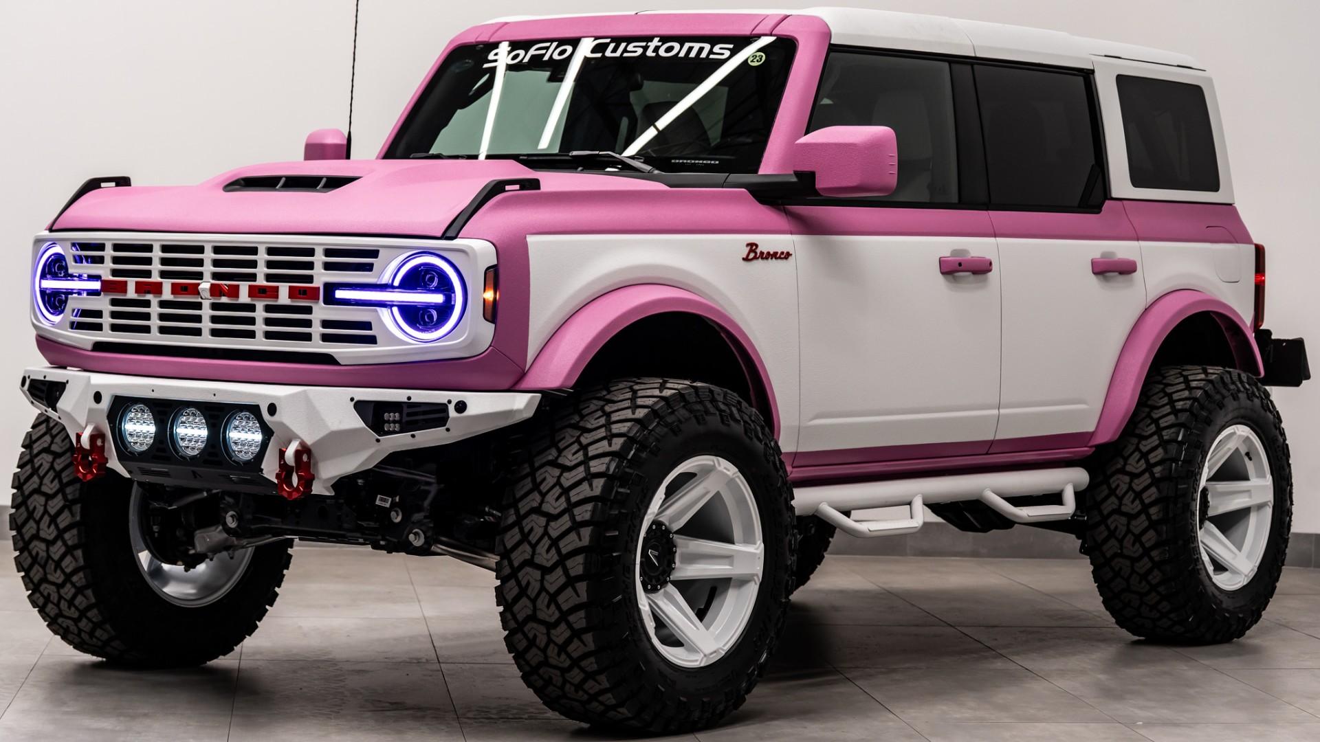 2026 FORD BRONCO 4X4 in Pink, photo 6 of 52