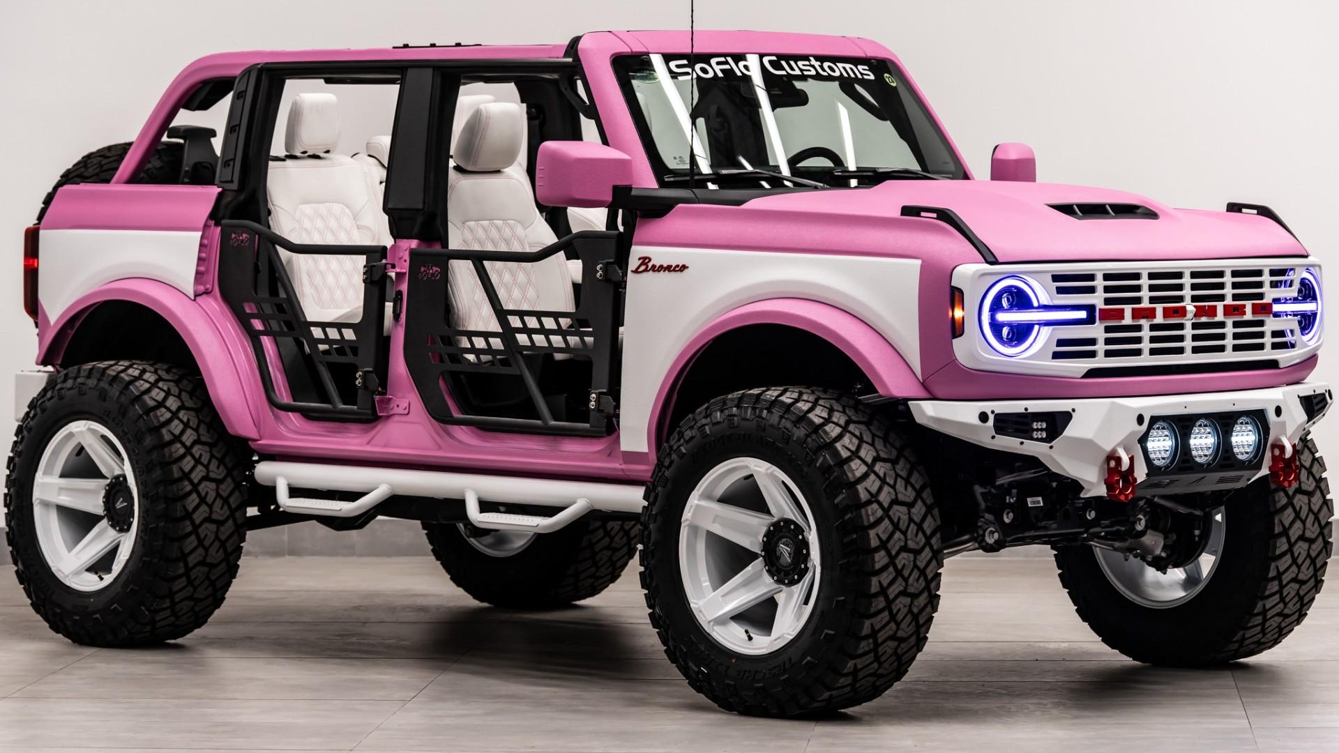 2026 FORD BRONCO 4X4 in Pink, photo 19 of 52