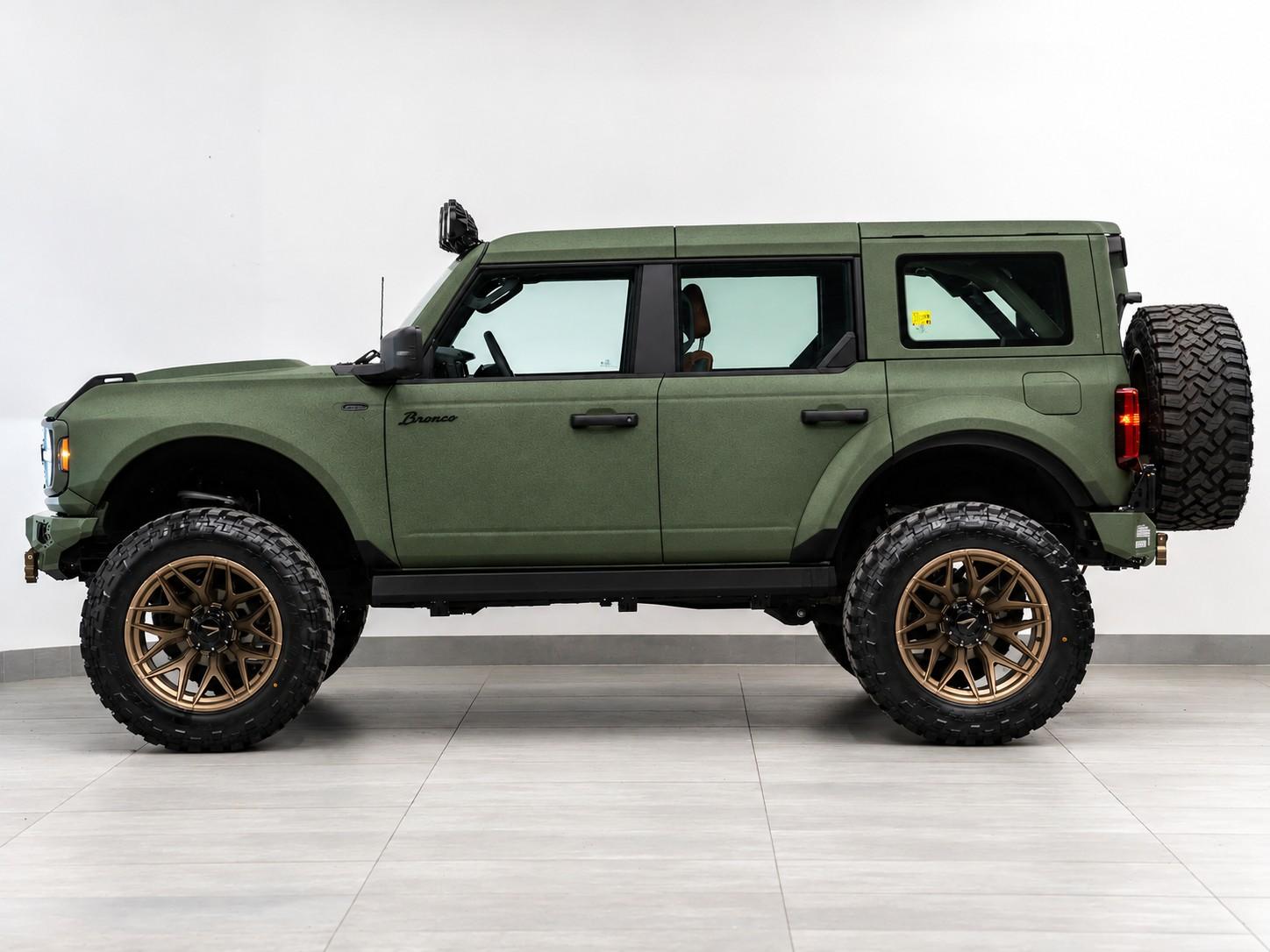 2026 FORD BRONCO 4X4 in Green, photo 7 of 25