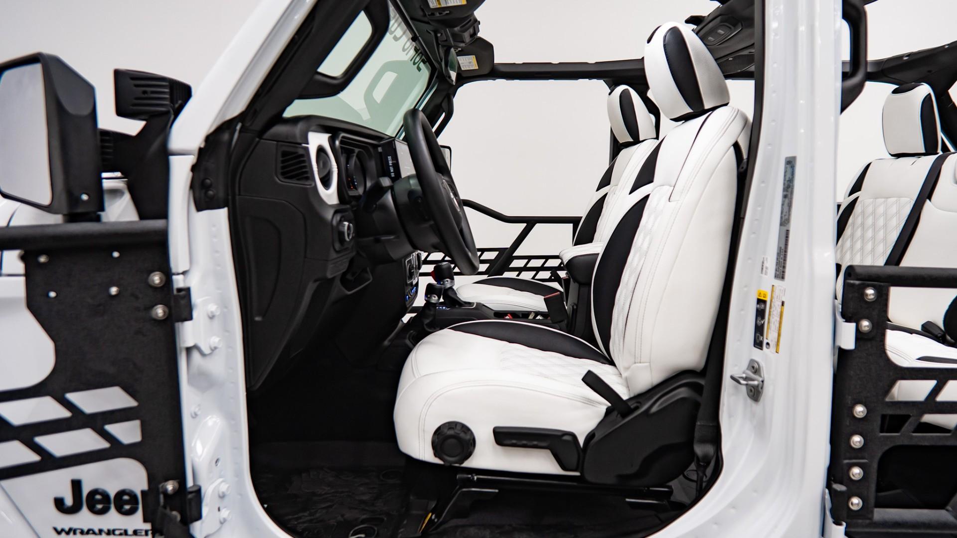 2026 JEEP WRANGLER 4X4 in White, photo 23 of 54