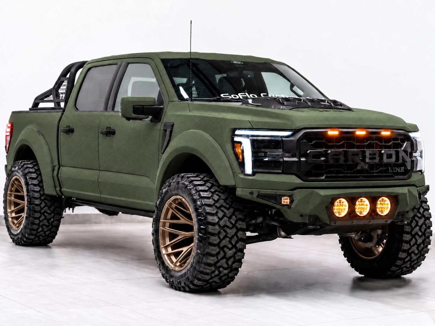 2025 FORD F-150 LARIAT 4X4 in Green, photo 2 of 18