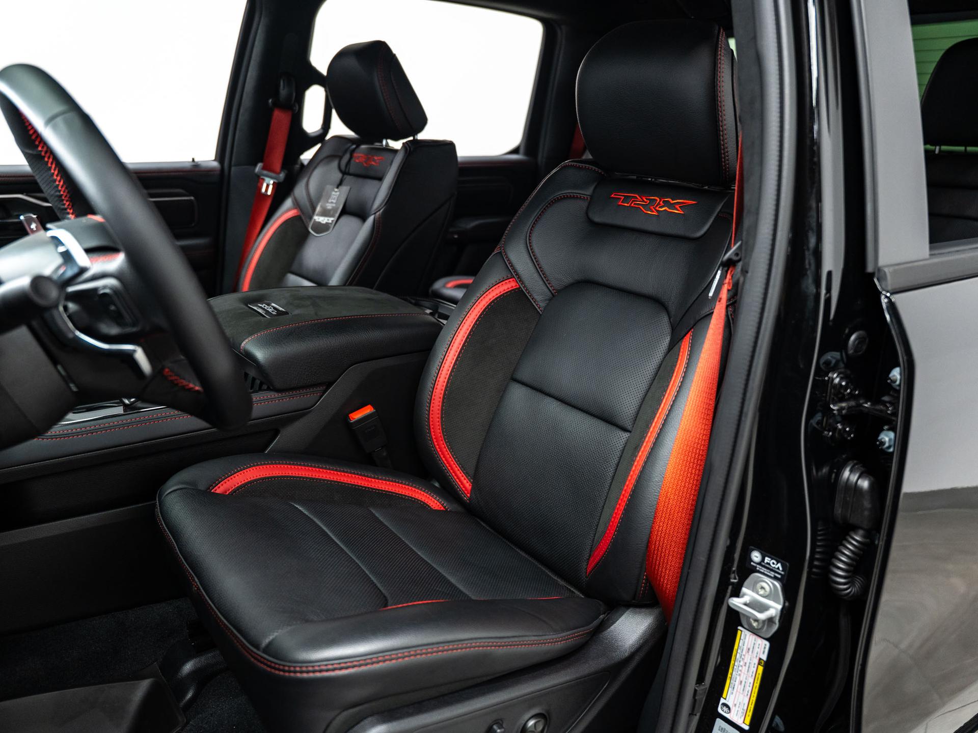 2027 RAM TRX SRT 4X4 in DIAMOND BLACK CRYSTAL PEARLCOAT, photo 19 of 57
