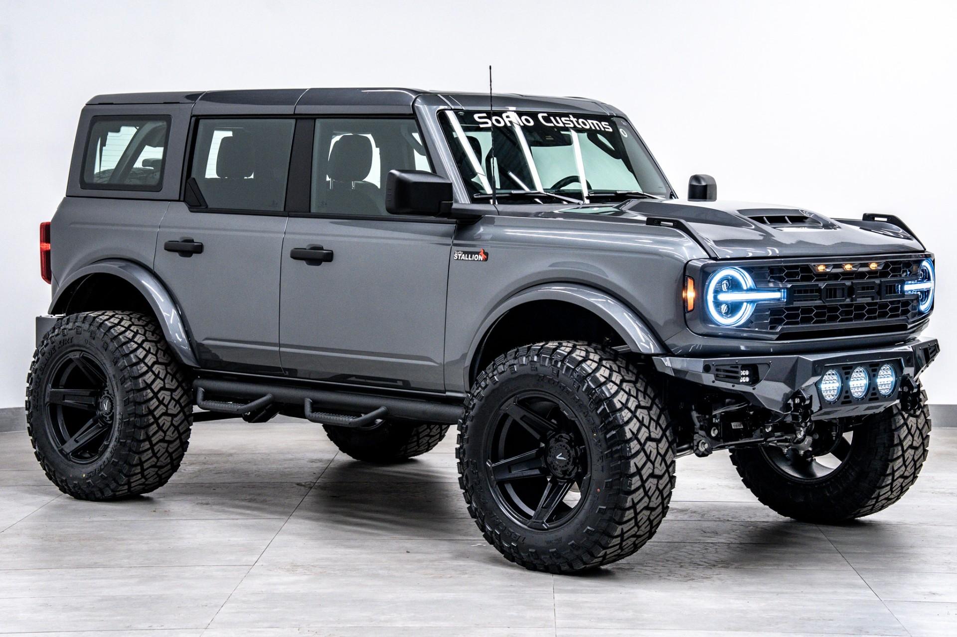 2025 FORD BRONCO 4X4 in Carbonized Gray, photo 3 of 25