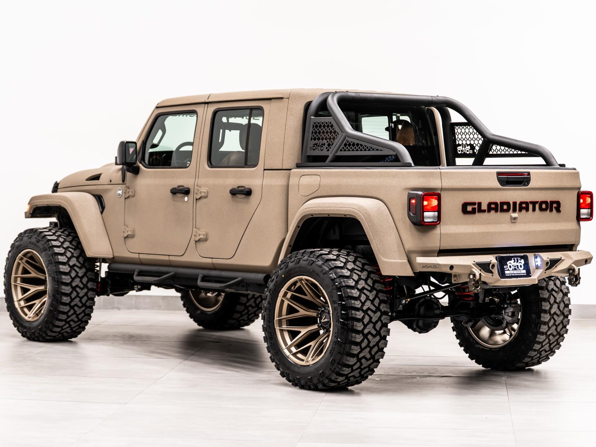 2026 JEEP GLADIATOR 4X4 in Tan, photo 10 of 23