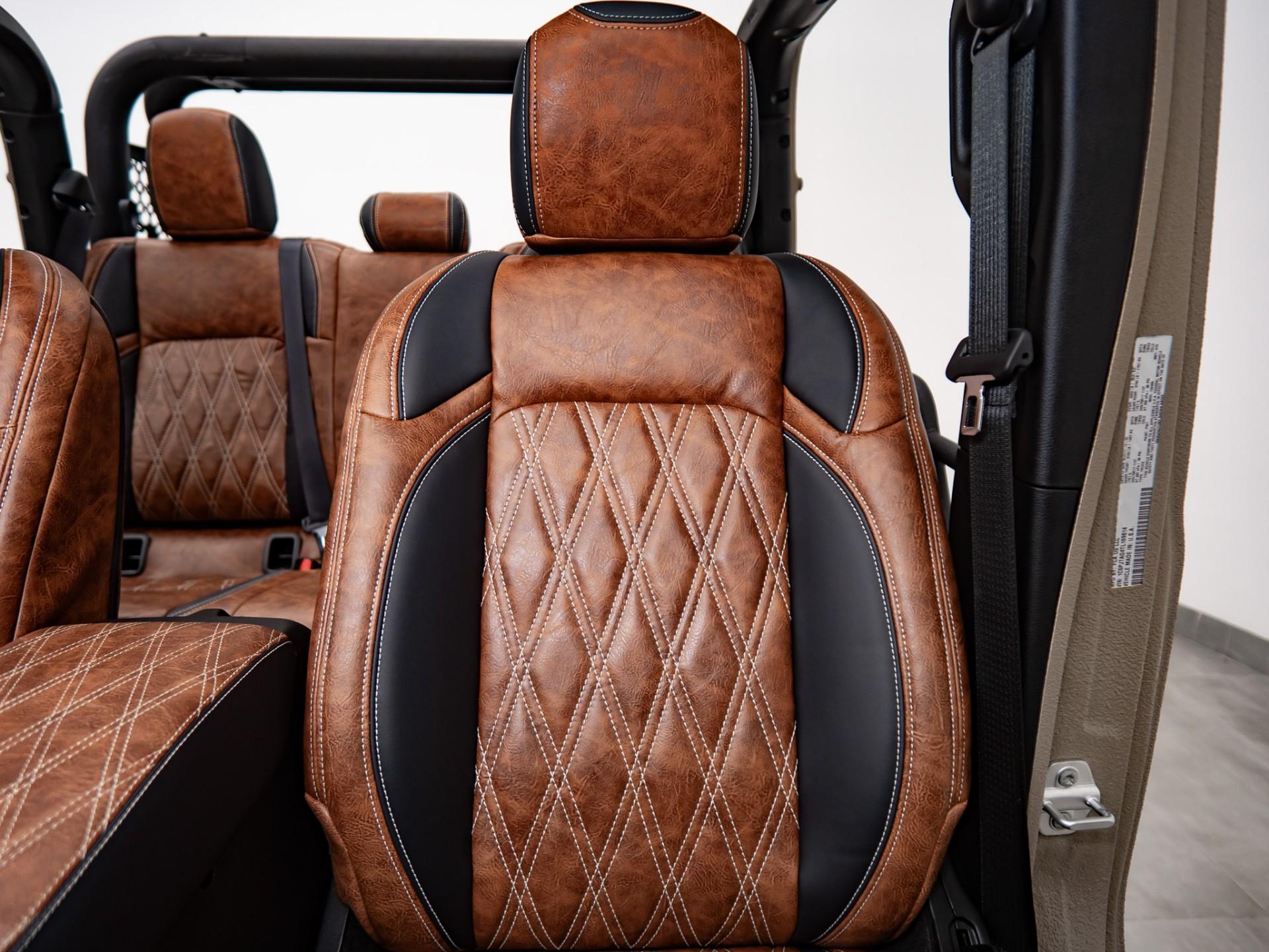 2026 JEEP GLADIATOR 4X4 in Tan, photo 20 of 23