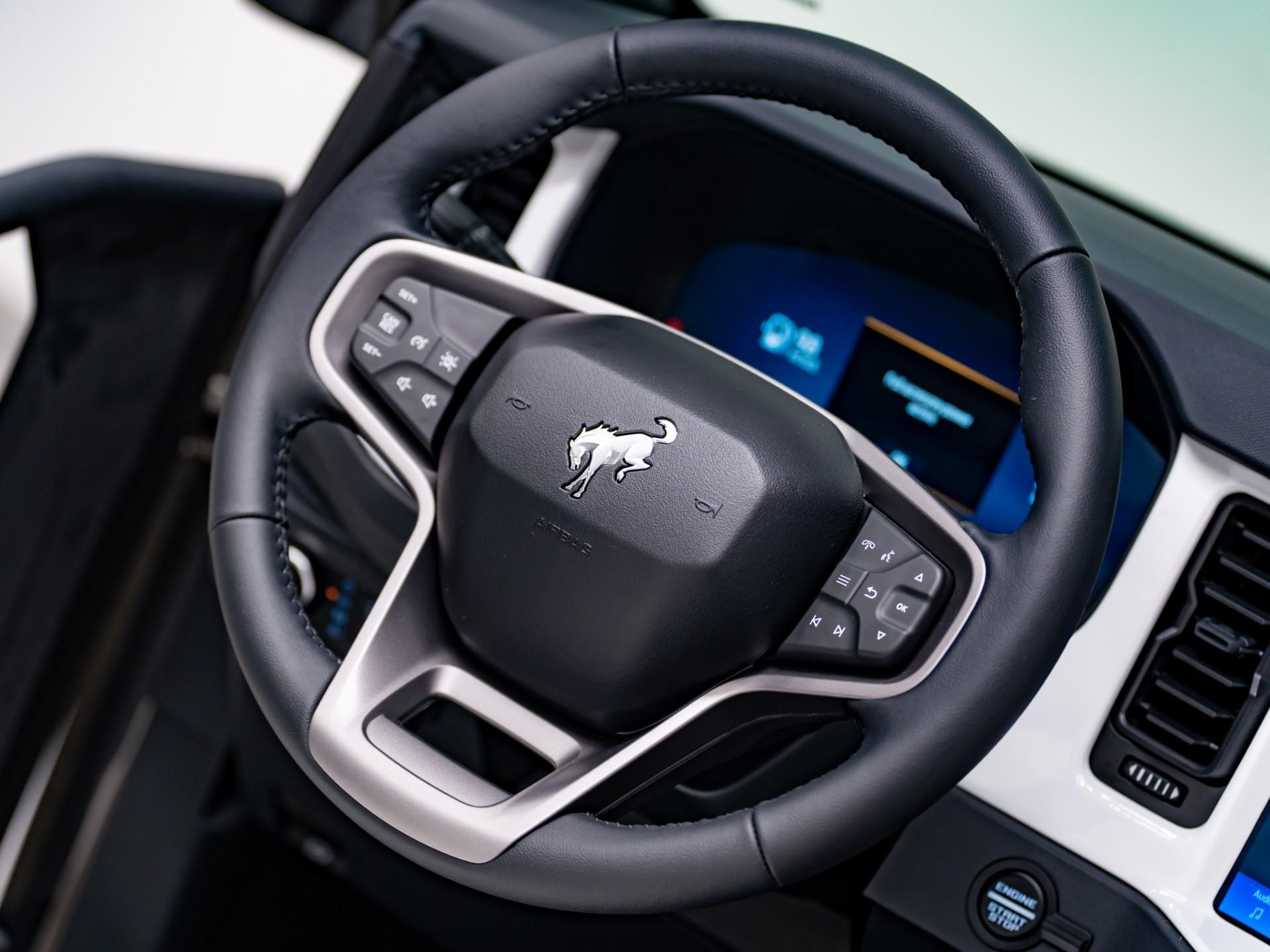2026 FORD BRONCO 4X4 in Marsh Gray, photo 37 of 59