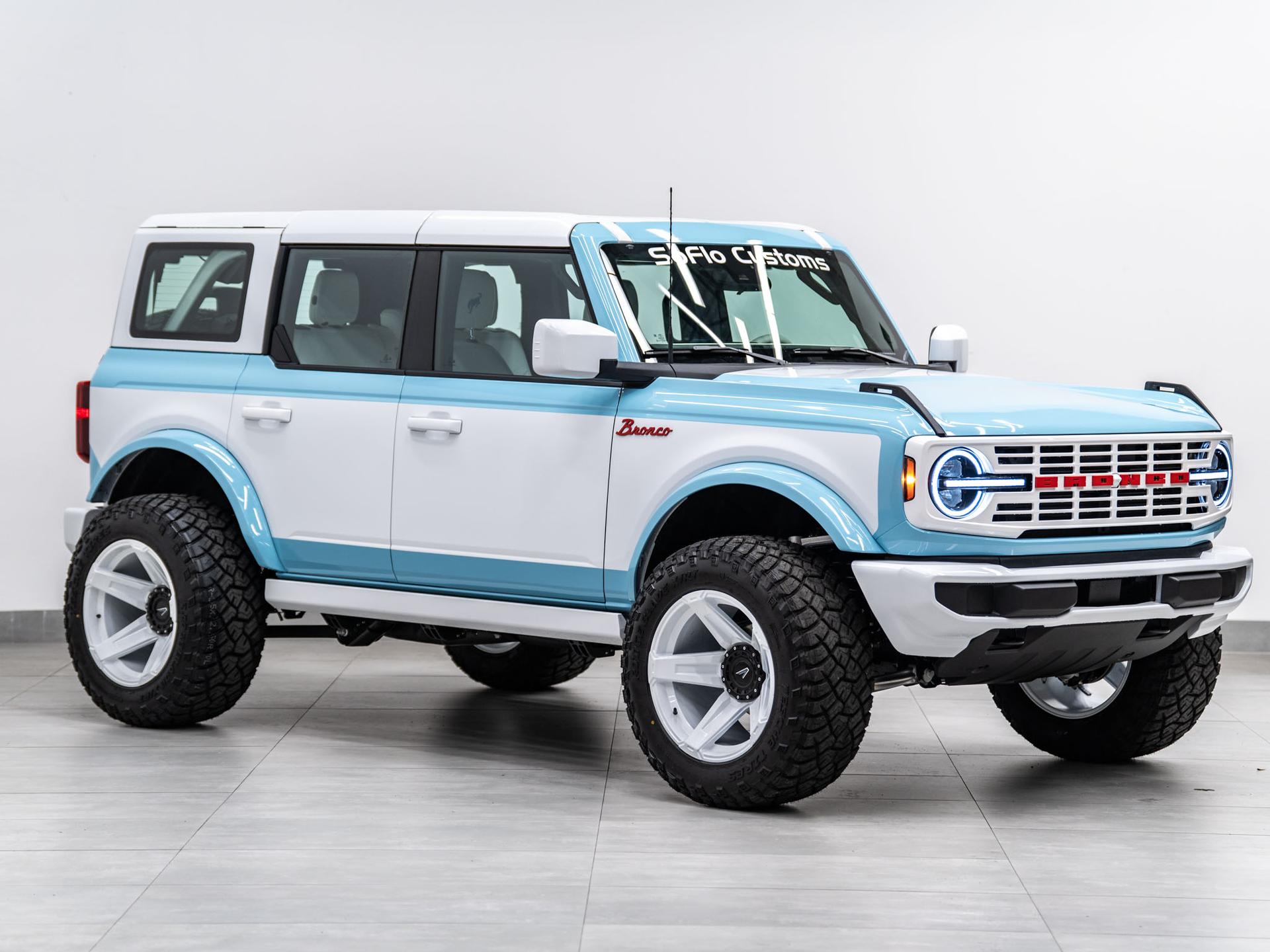 2026 FORD BRONCO 4X4 in Blue, photo 9 of 51