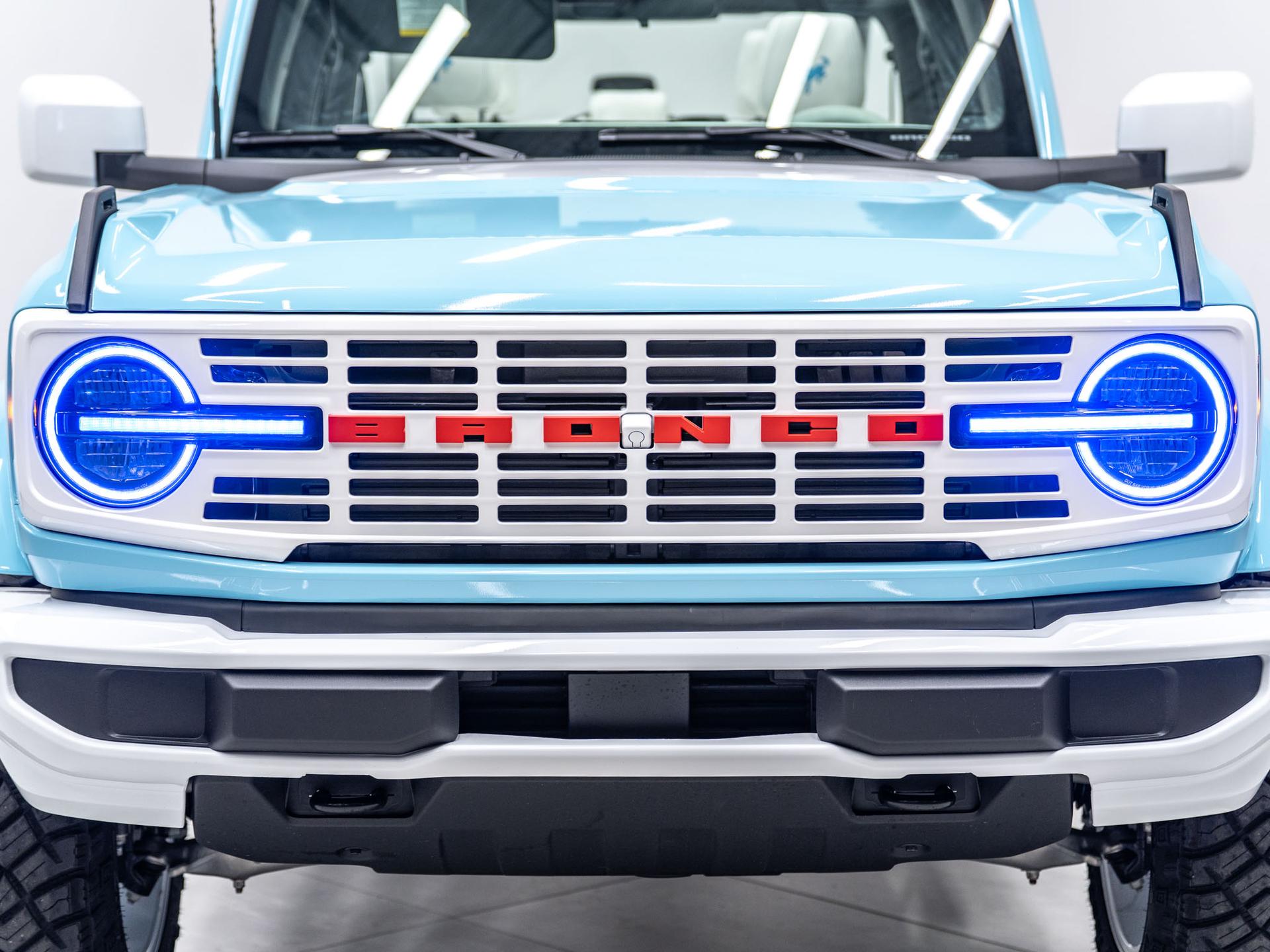 2026 FORD BRONCO 4X4 in Blue, photo 15 of 51