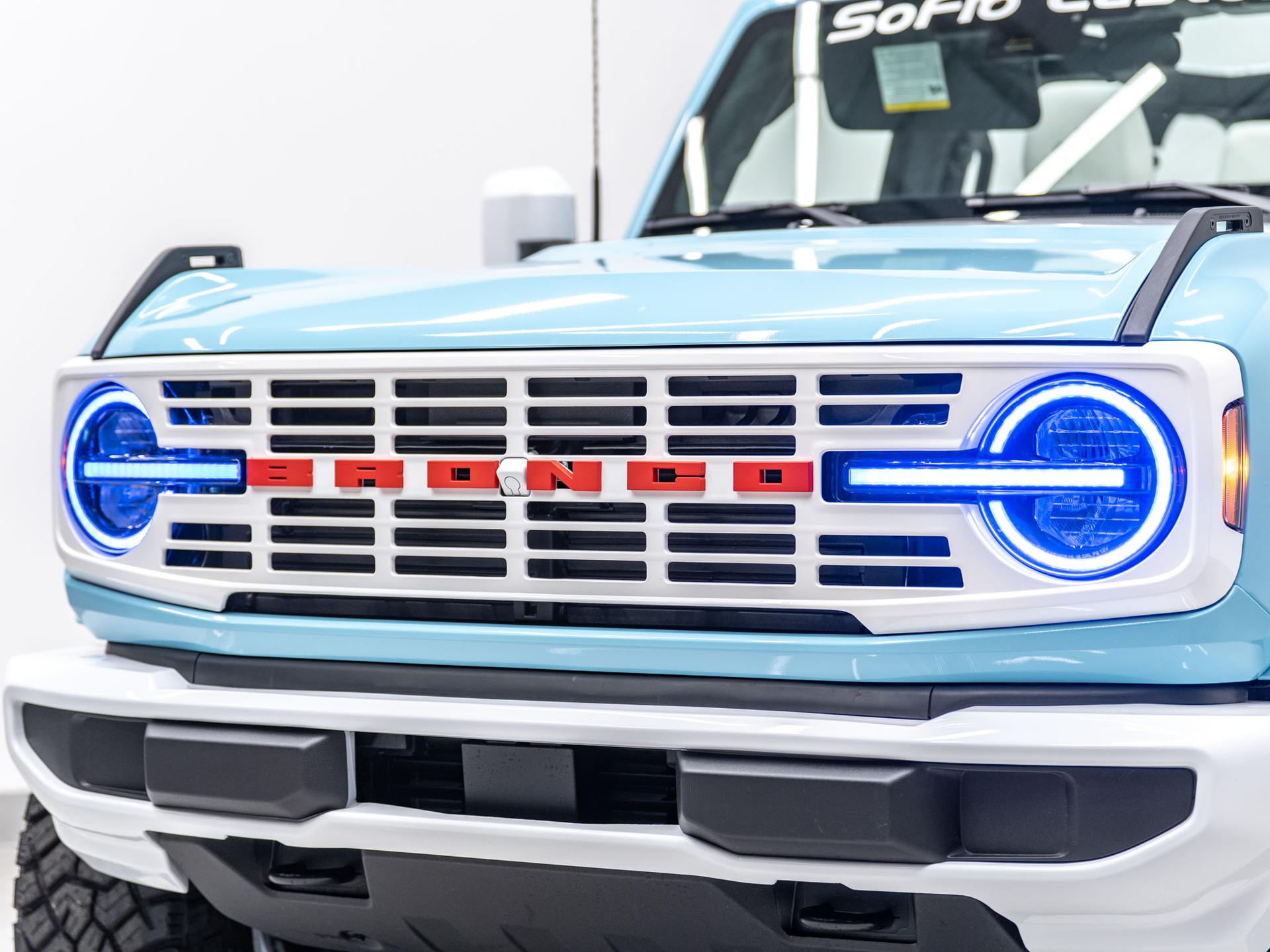2026 FORD BRONCO 4X4 in Blue, photo 19 of 51