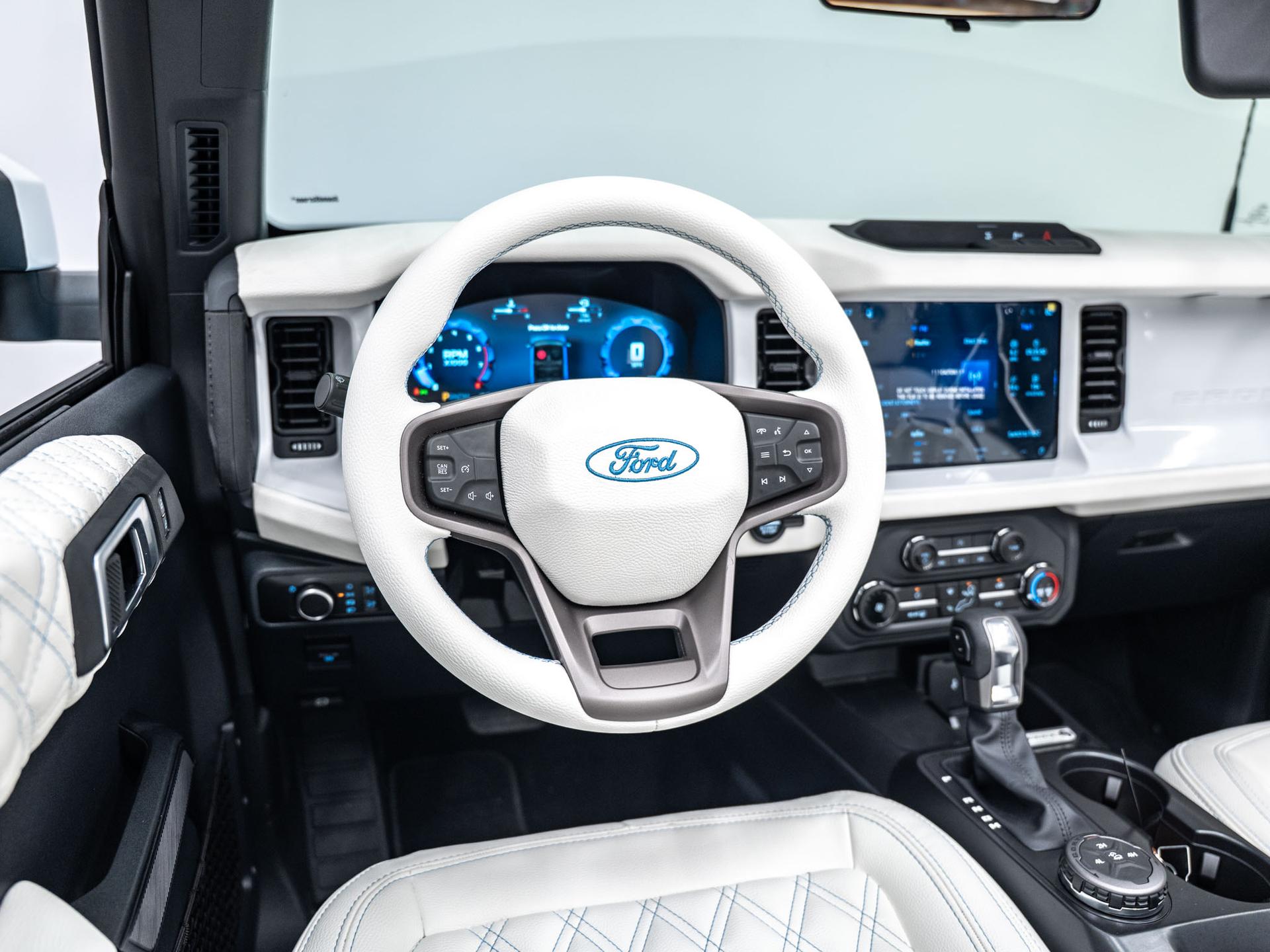 2026 FORD BRONCO 4X4 in Blue, photo 34 of 51