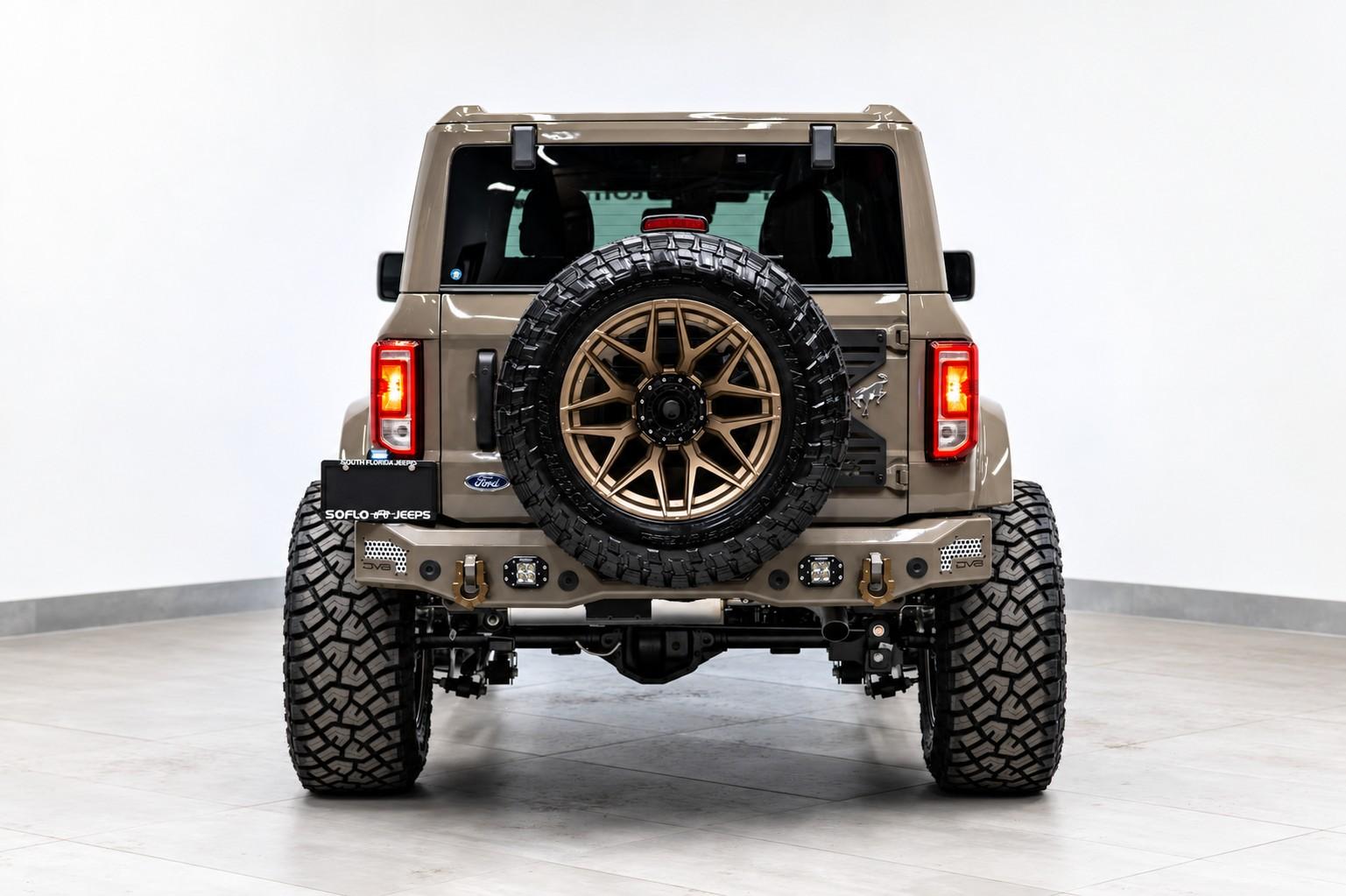 2026 FORD BRONCO 4X4 in Marsh Gray, photo 10 of 18