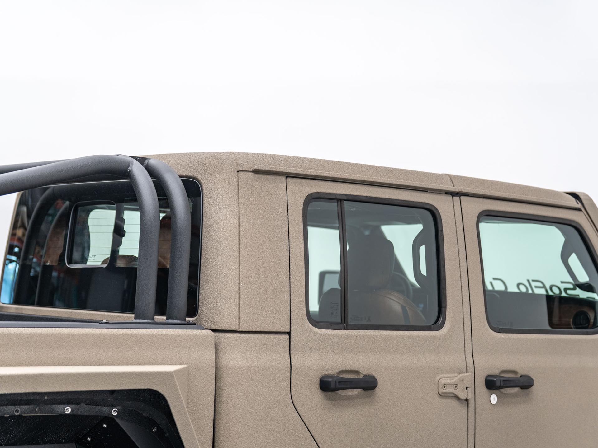 2026 JEEP GLADIATOR in BRIGHT WHITE CLEARCOAT, photo 15 of 59