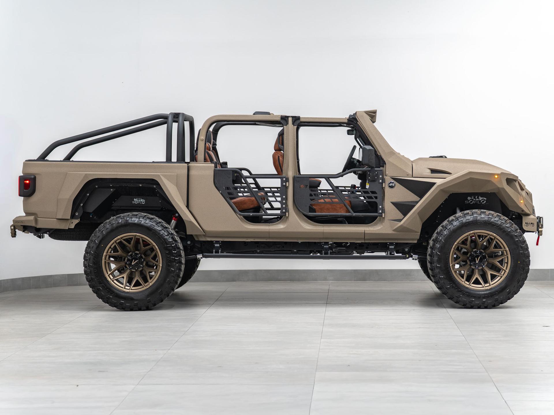 2026 JEEP GLADIATOR in BRIGHT WHITE CLEARCOAT, photo 49 of 59