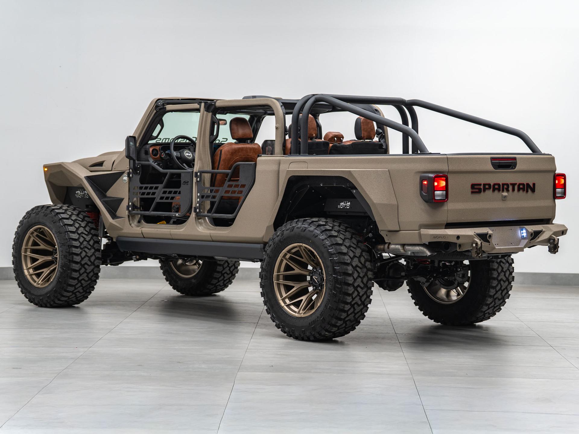 2026 JEEP GLADIATOR in BRIGHT WHITE CLEARCOAT, photo 47 of 59
