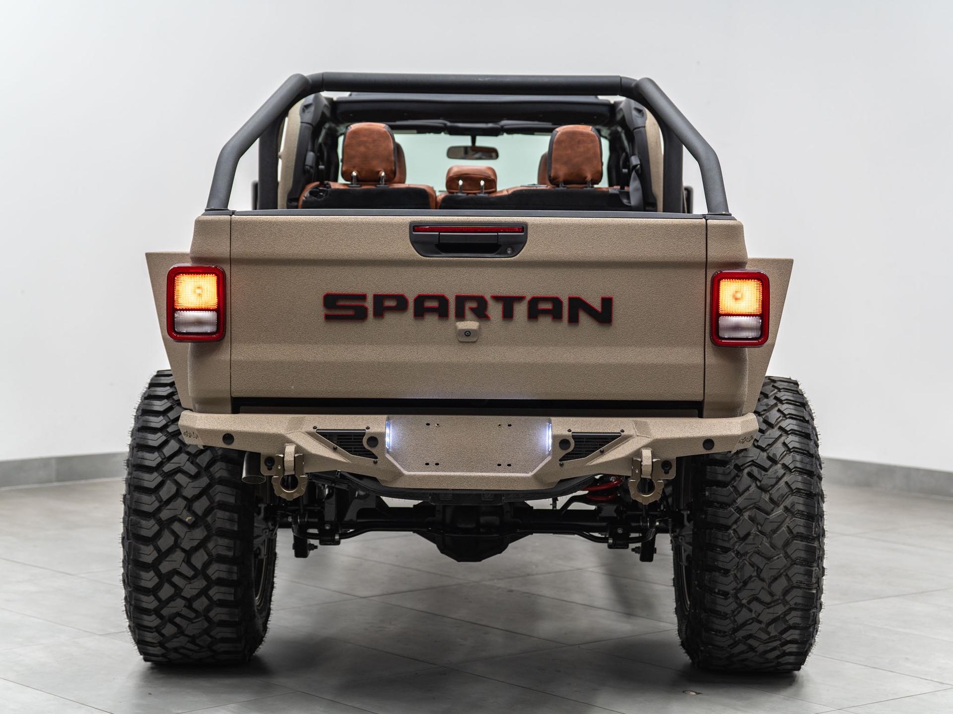 2026 JEEP GLADIATOR in BRIGHT WHITE CLEARCOAT, photo 24 of 59