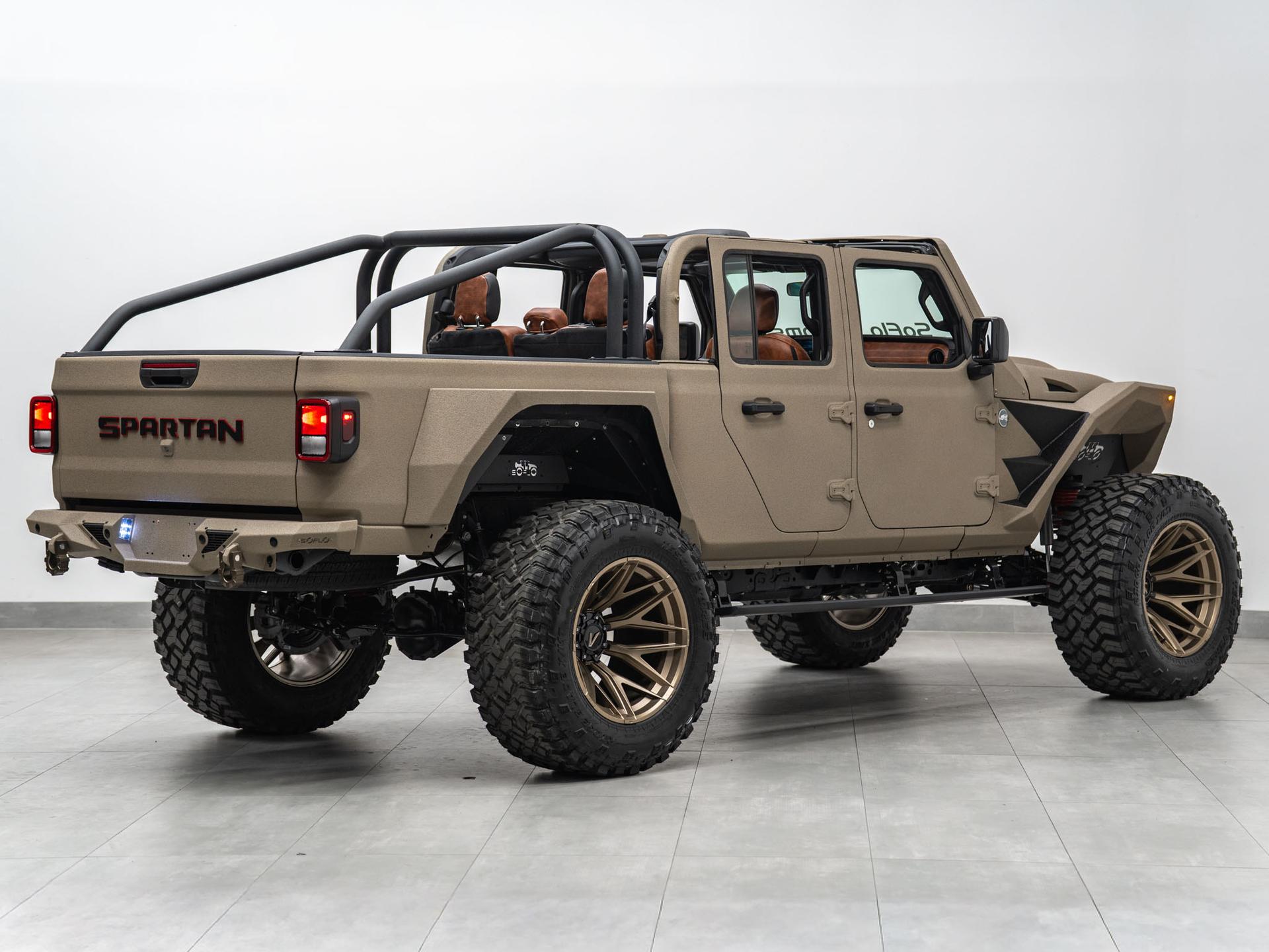 2026 JEEP GLADIATOR in BRIGHT WHITE CLEARCOAT, photo 23 of 59