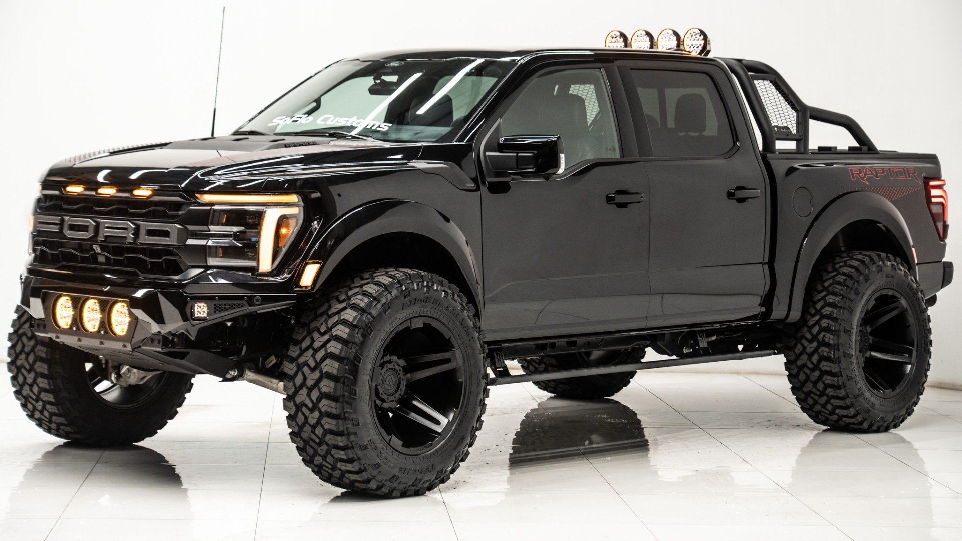 2025 FORD F-150 in Black, photo 1 of 5