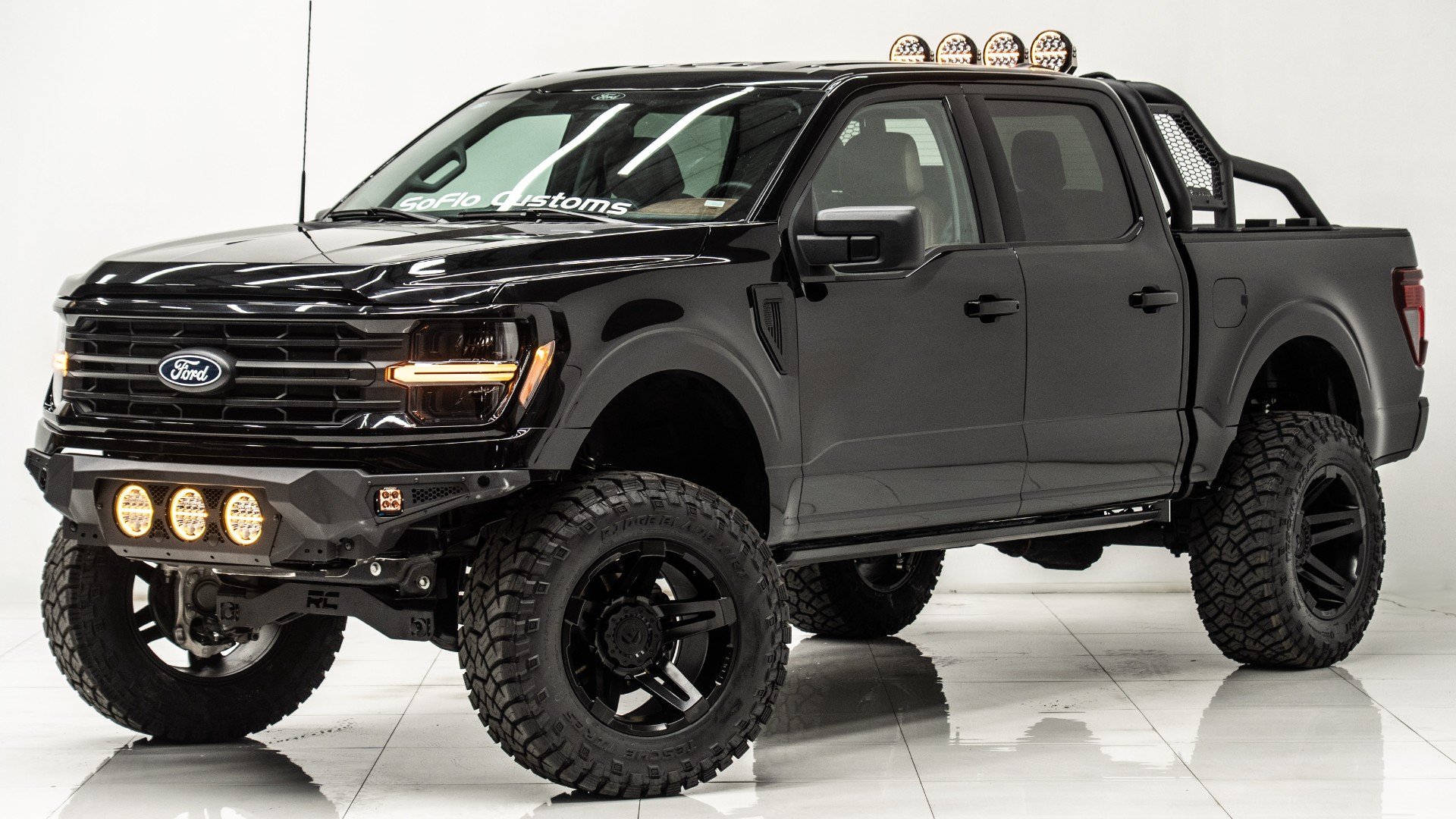 2025 FORD F-150 in Black, photo 1 of 5