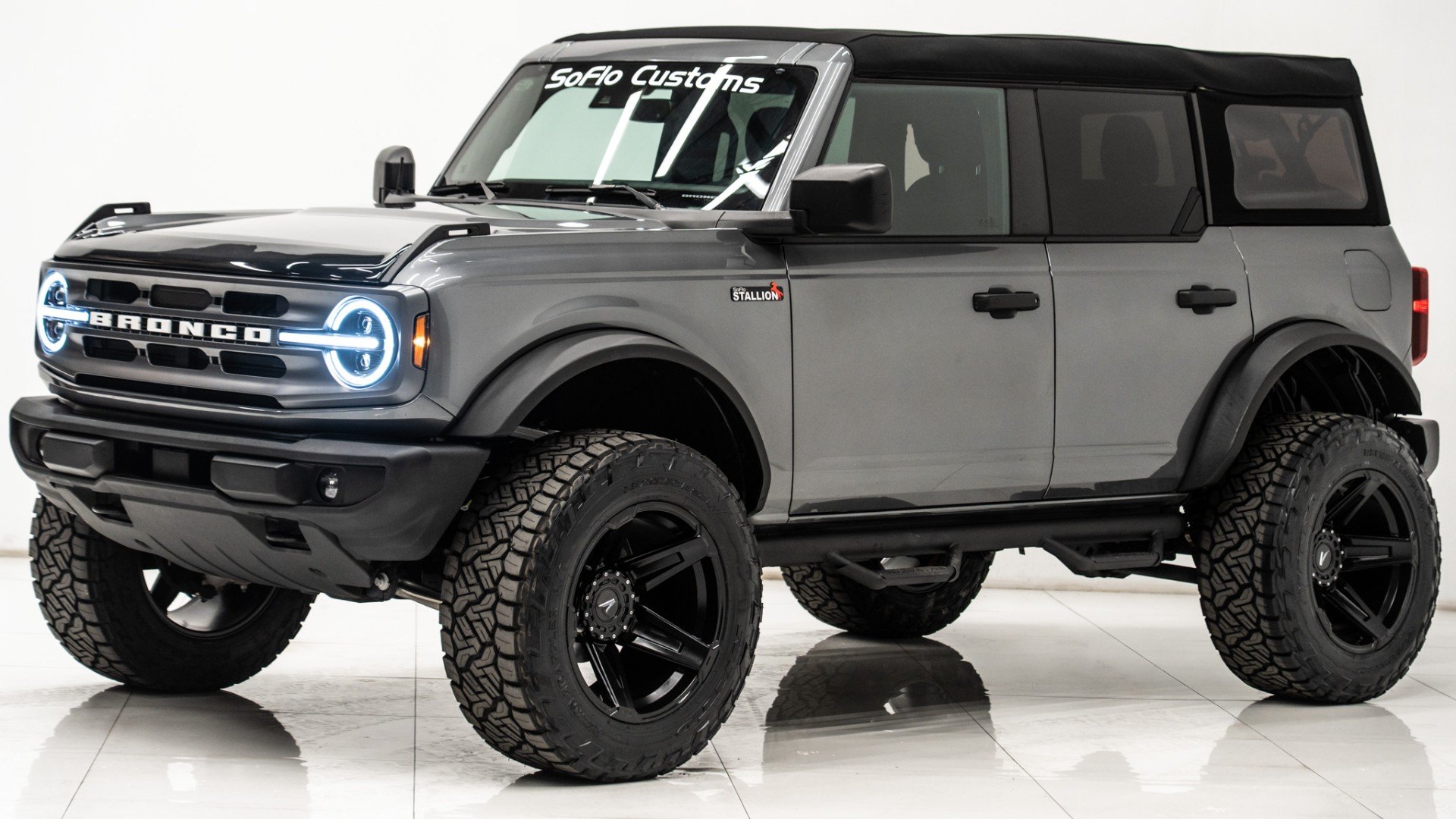 2023 FORD BRONCO in Gray, photo 1 of 54