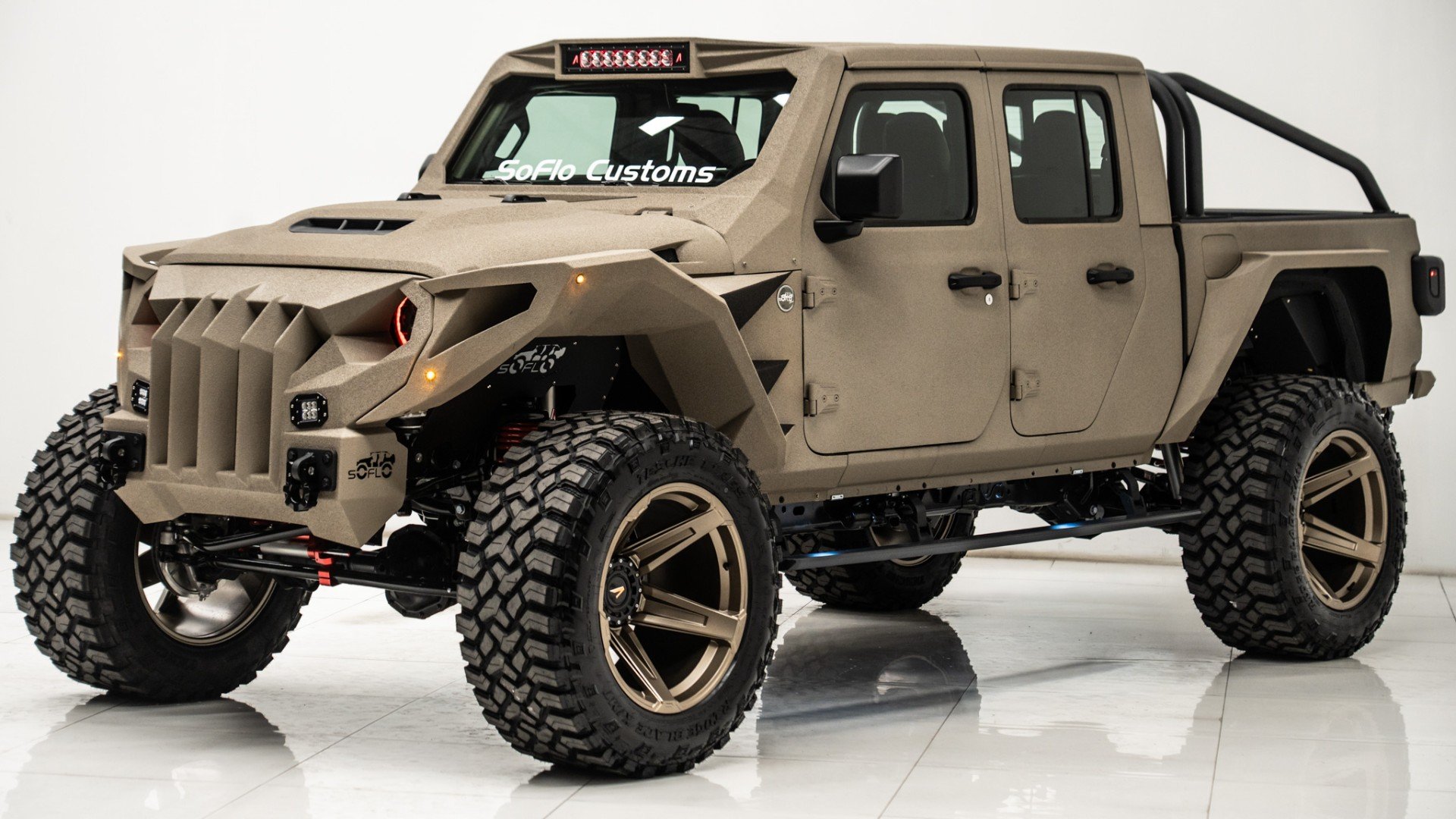 2025 JEEP GLADIATOR in Tan, photo 1 of 59