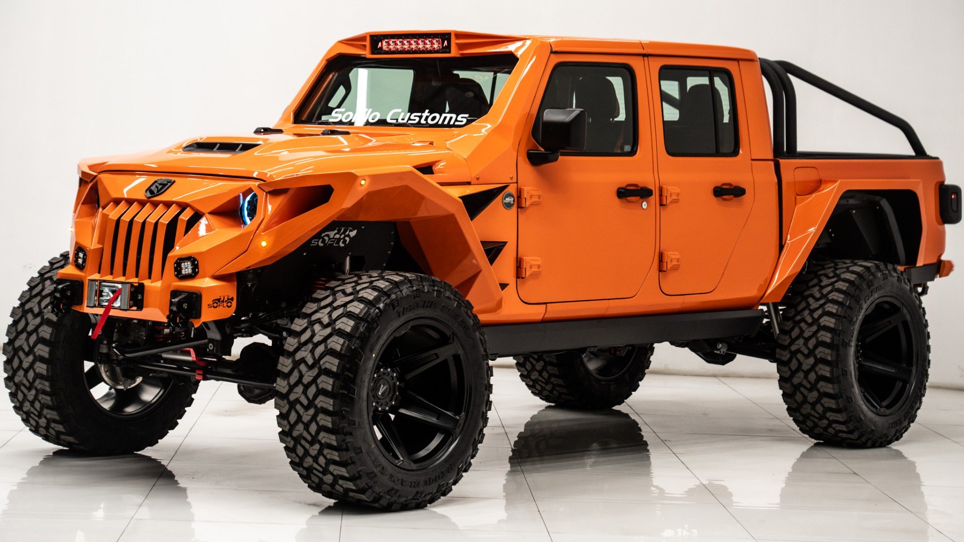 2025 JEEP GLADIATOR in Orange, photo 1 of 58