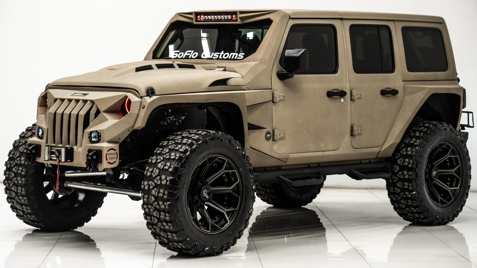 2019 JEEP WRANGLER in Tan, photo 1 of 60