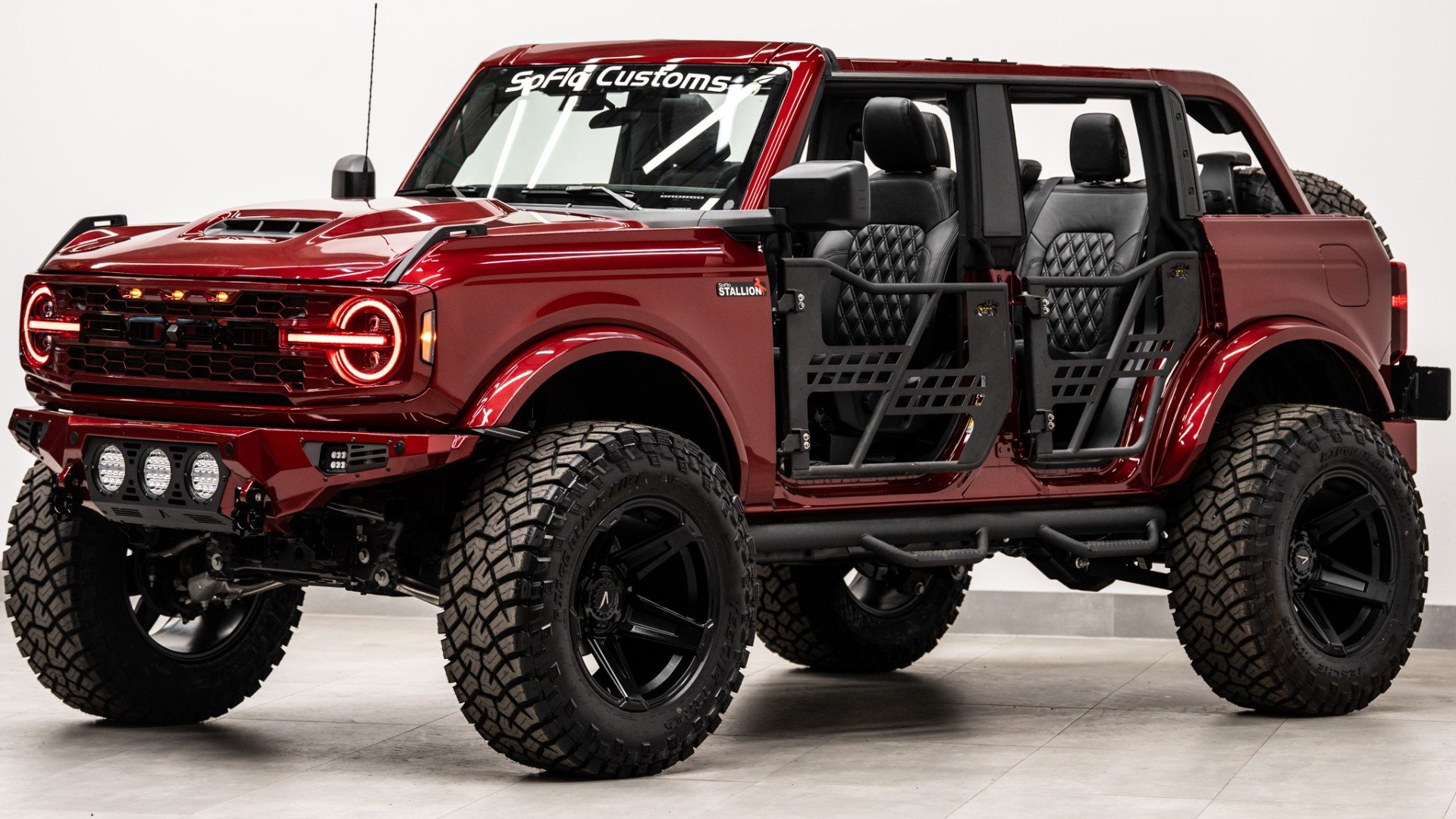 2025 FORD BRONCO in Red, photo 1 of 56