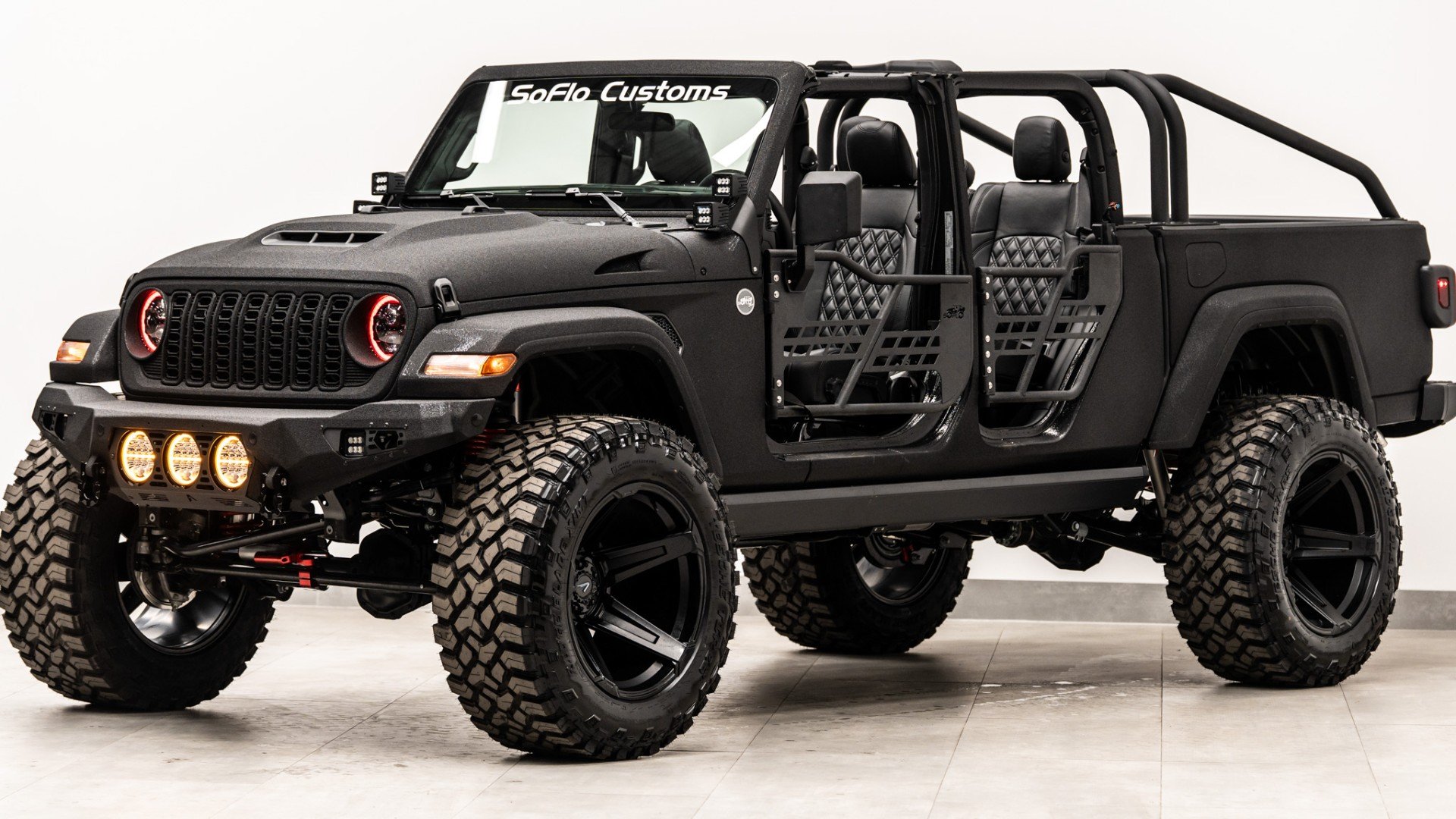 2026 JEEP GLADIATOR in Black, photo 1 of 55