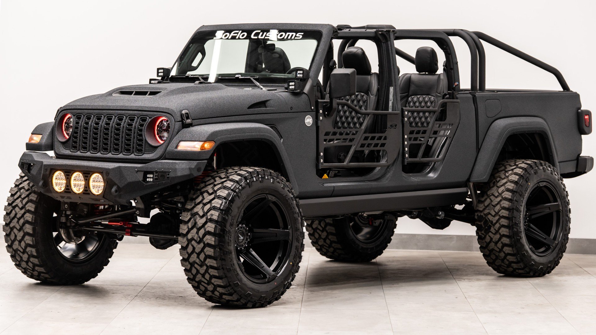 2026 JEEP GLADIATOR in Gray, photo 1 of 50