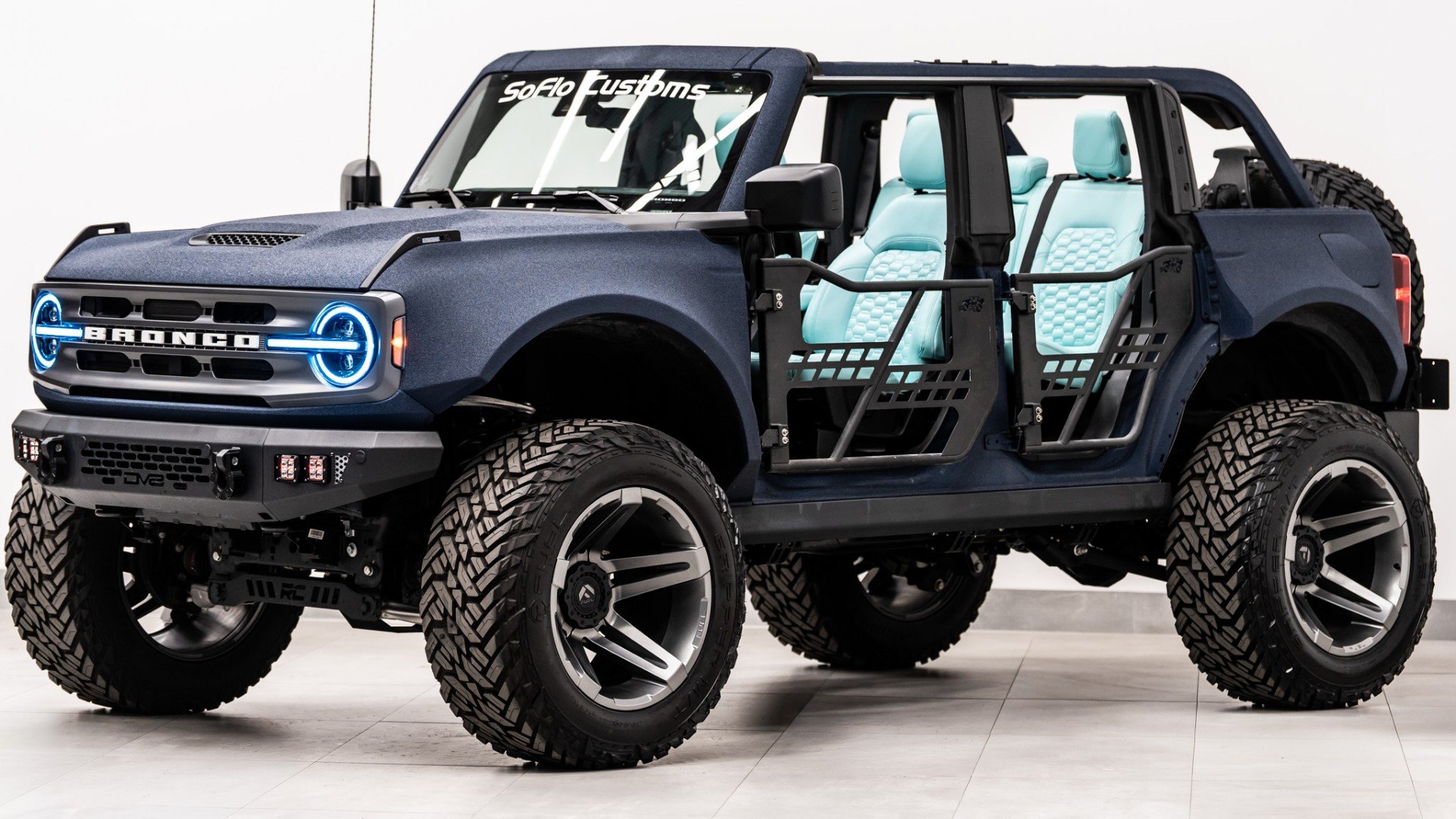 2024 FORD BRONCO in Blue, photo 1 of 56