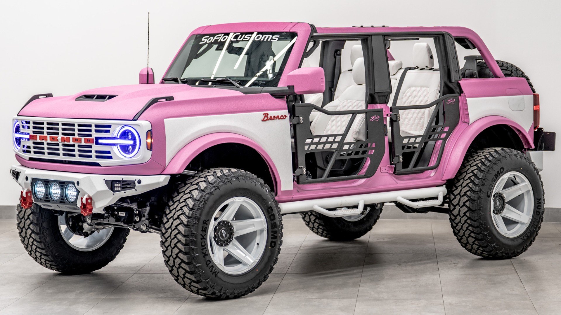 2026 FORD BRONCO in Pink, photo 1 of 60