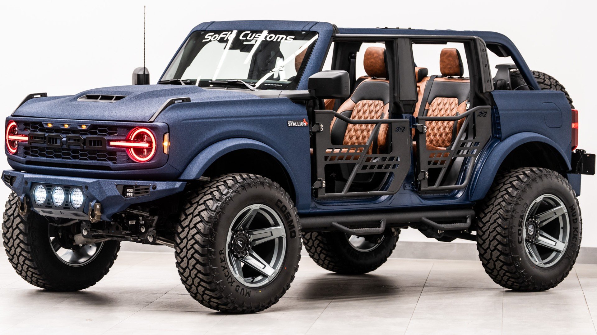 2025 FORD BRONCO in Blue, photo 1 of 60