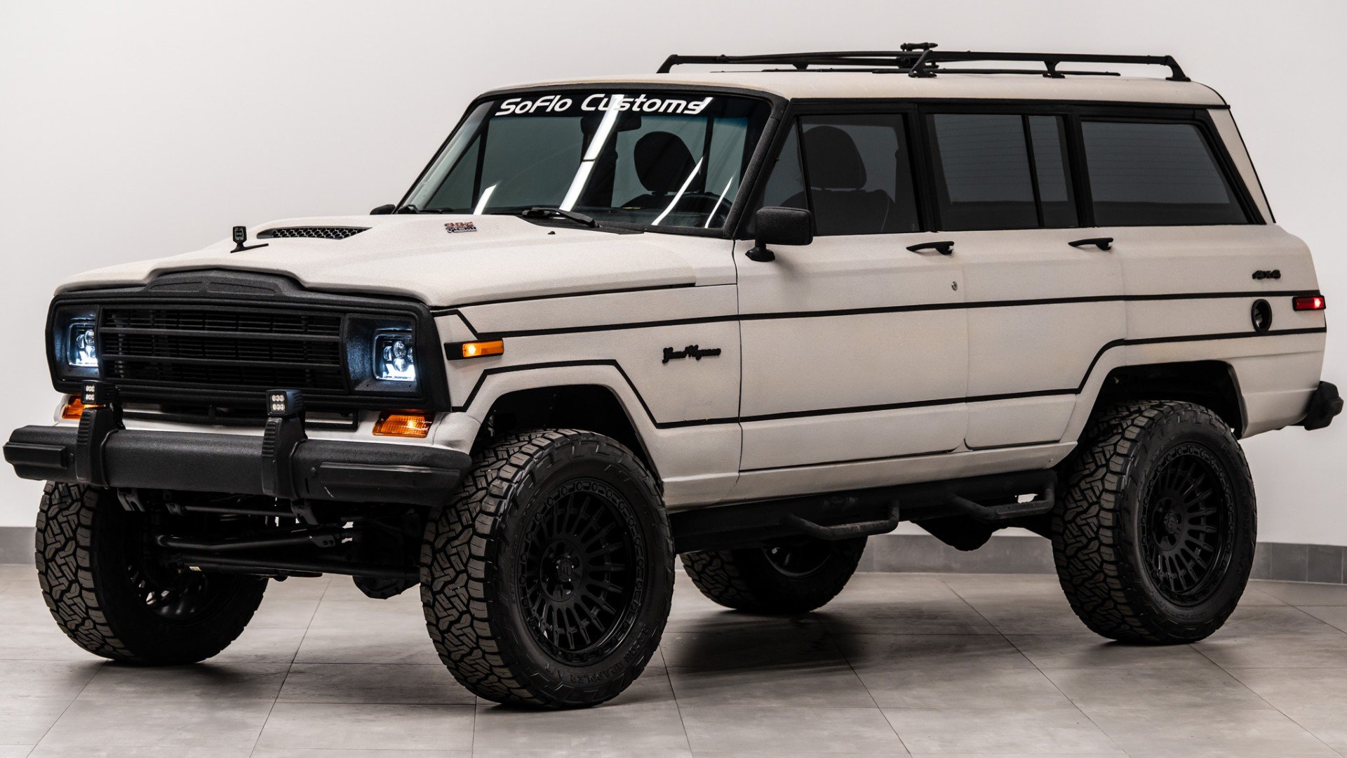 2018 JEEP GRAND WAGONEER in White, photo 1 of 47