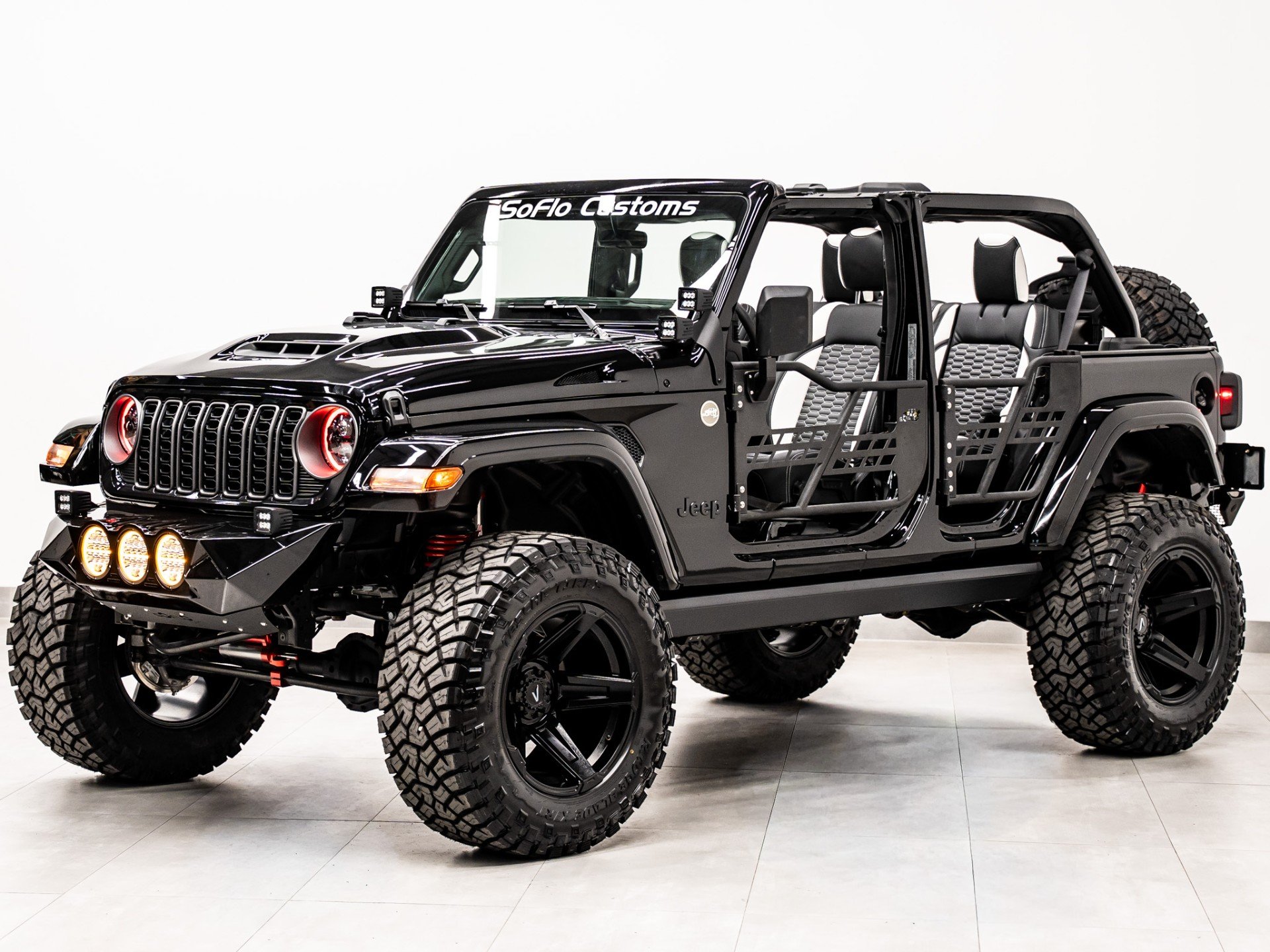 2026 JEEP WRANGLER 4X4 in Black Clearcoat, photo 1 of 52
