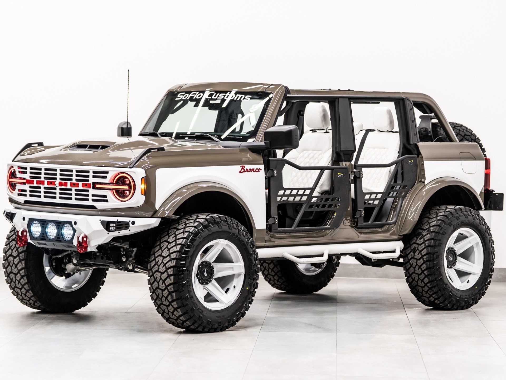 2026 FORD BRONCO 4X4