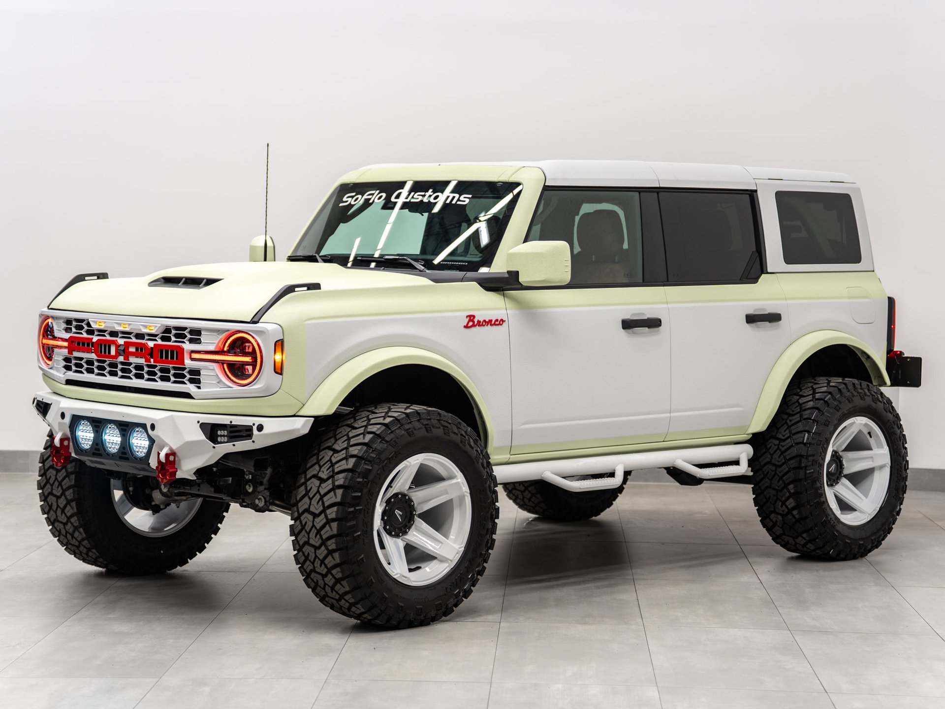 2026 FORD BRONCO 4X4